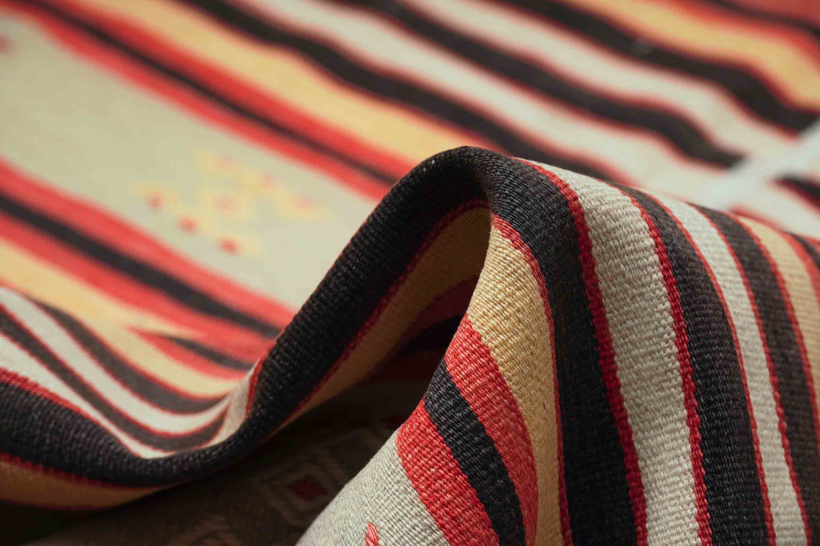 Alter Kelim | 274 cm x 180 cm | Nr. Z-1850