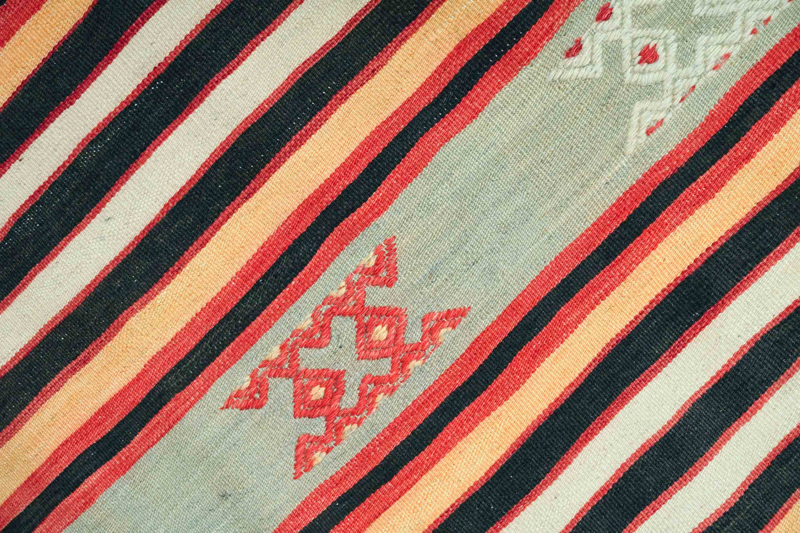 Alter Kelim | 274 cm x 180 cm | Nr. Z-1850