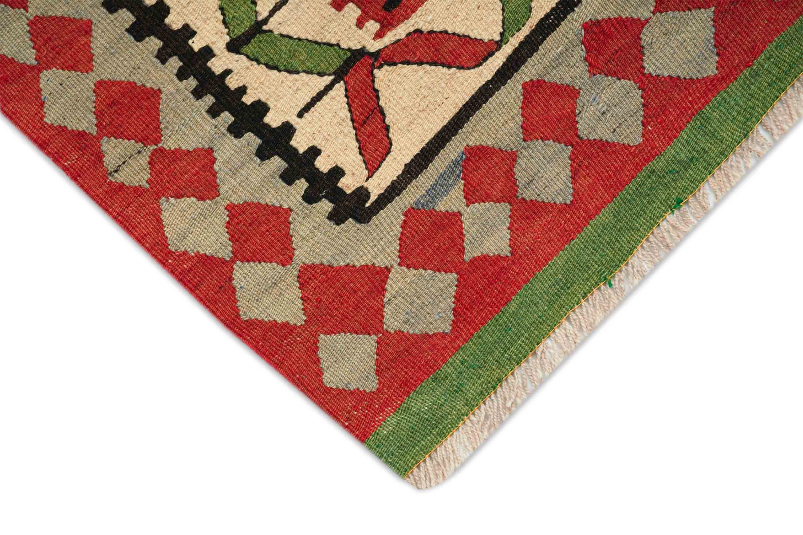 Alter Kelim Teppich in dunkelrot und 263 cm x 180 cm groß