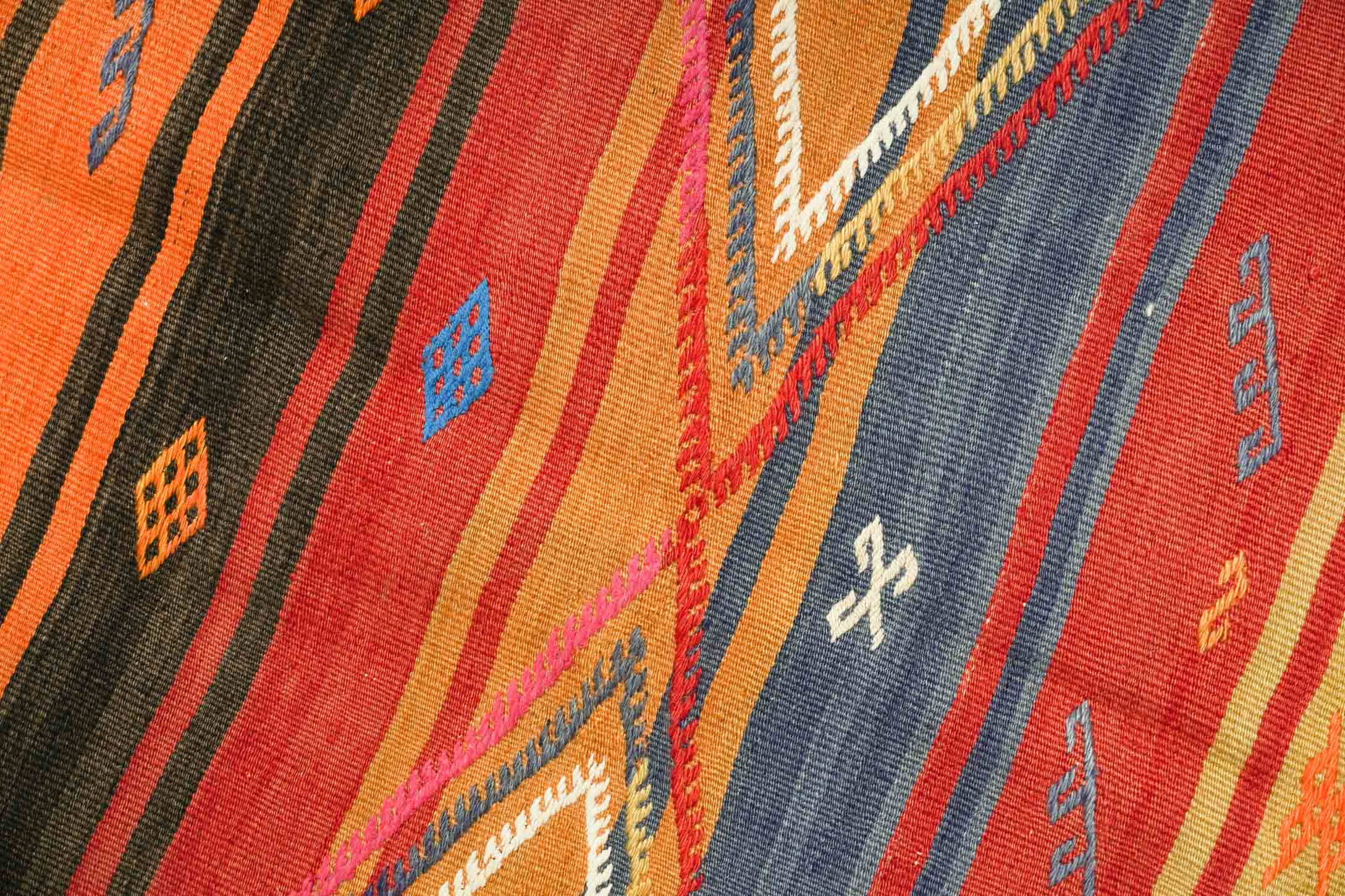 Alter Kelim | 363 cm x 96 cm | Nr. Z-1896