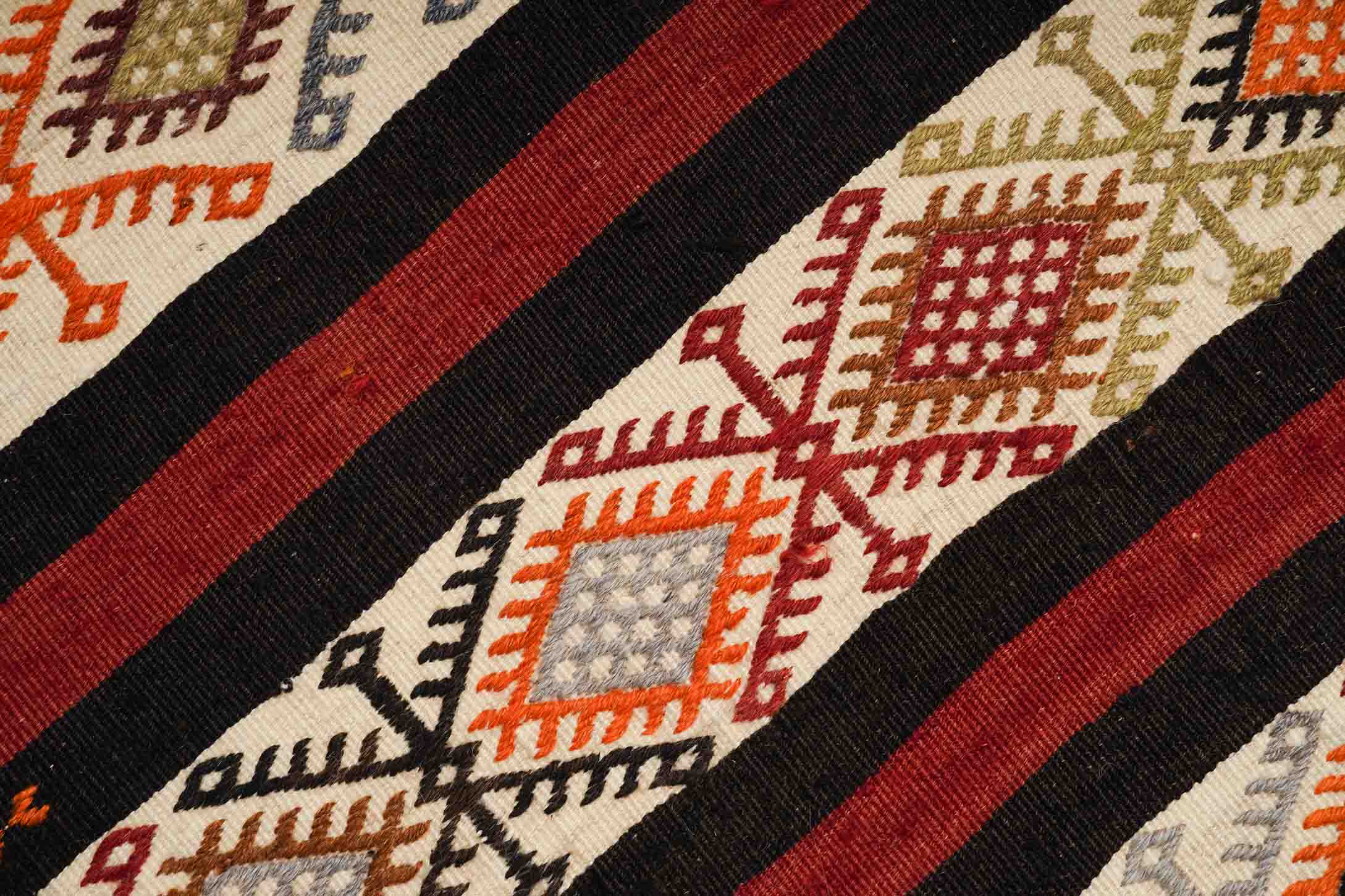 Alter Kelim | 470 cm x 75 cm | Nr. Z-1897