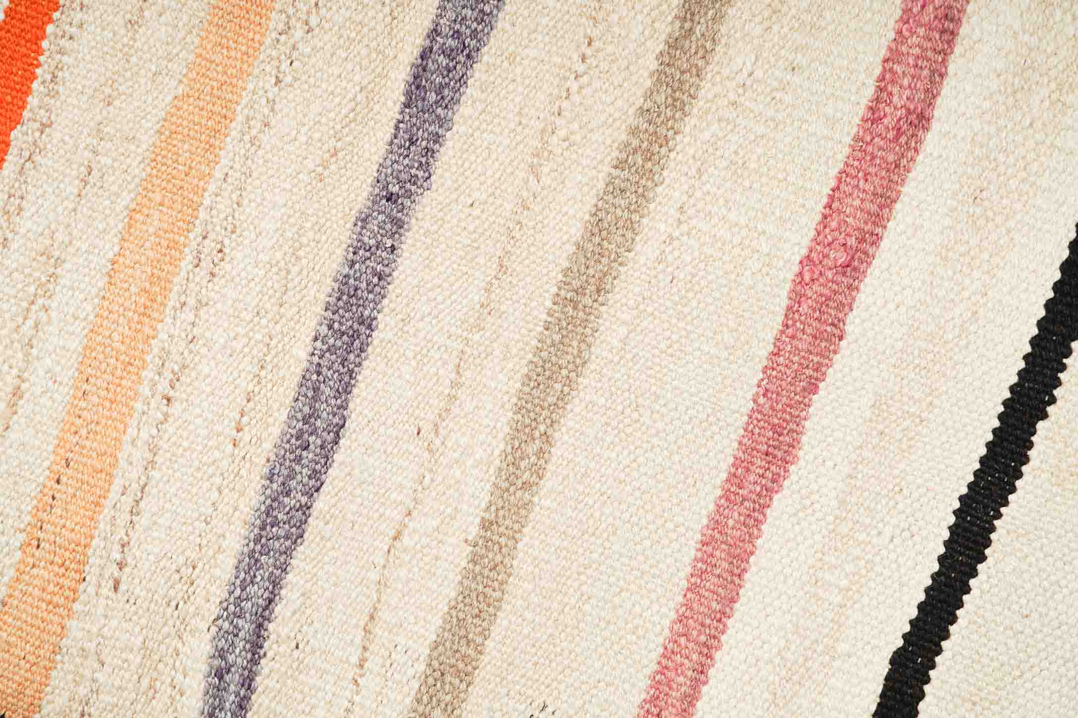 Alter Kelim | 326 cm x 77 cm | Nr. Z-1898