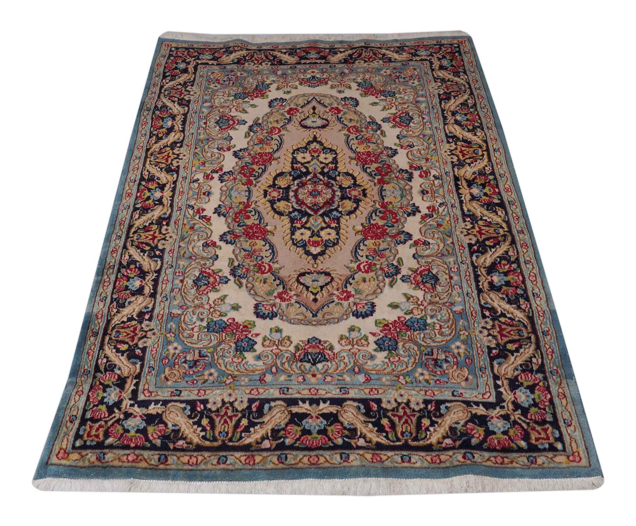 Kerman | 143 cm x 87 cm | Nr. Z-2446