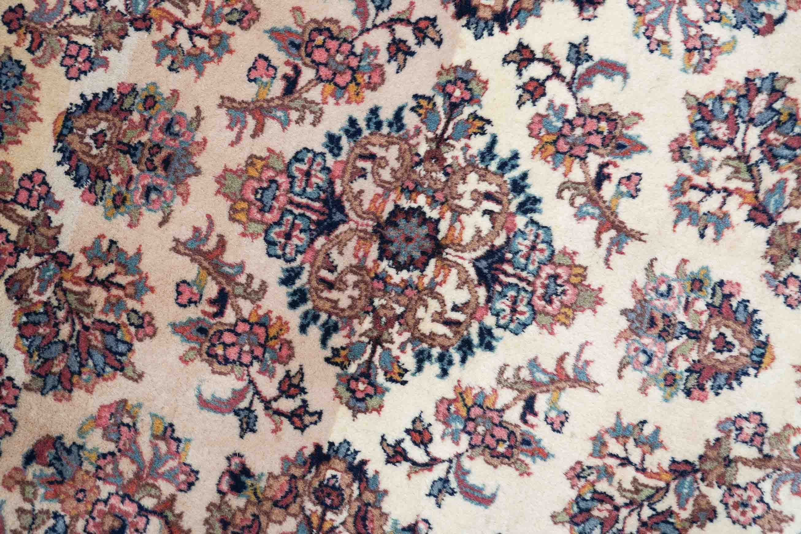 Indischer Täbriz | 180 cm x 123 cm | Nr. Z-573