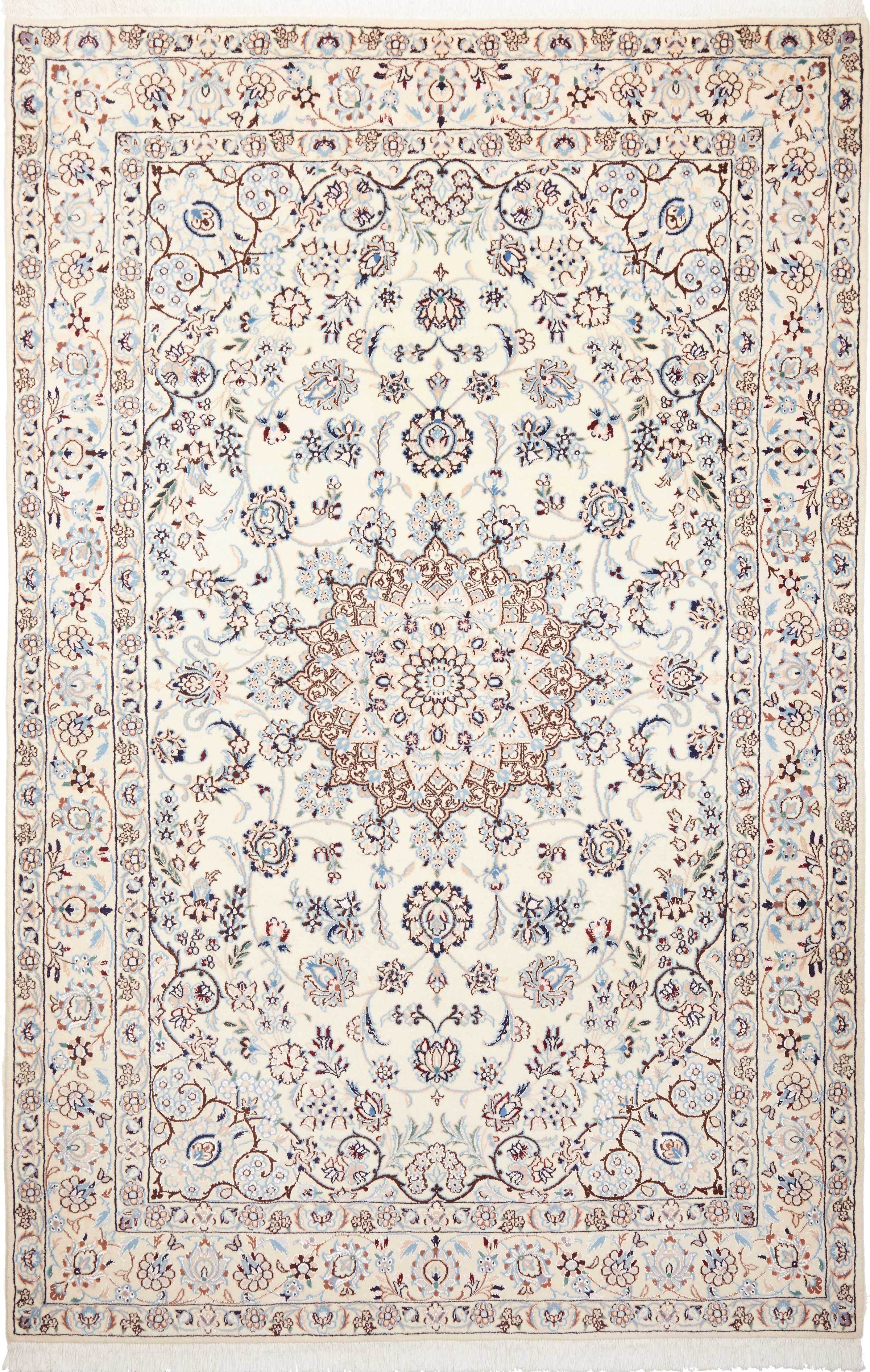 Oreintalischer Nain Teppich in cremeweiß und 244 cm x 158 cm groß