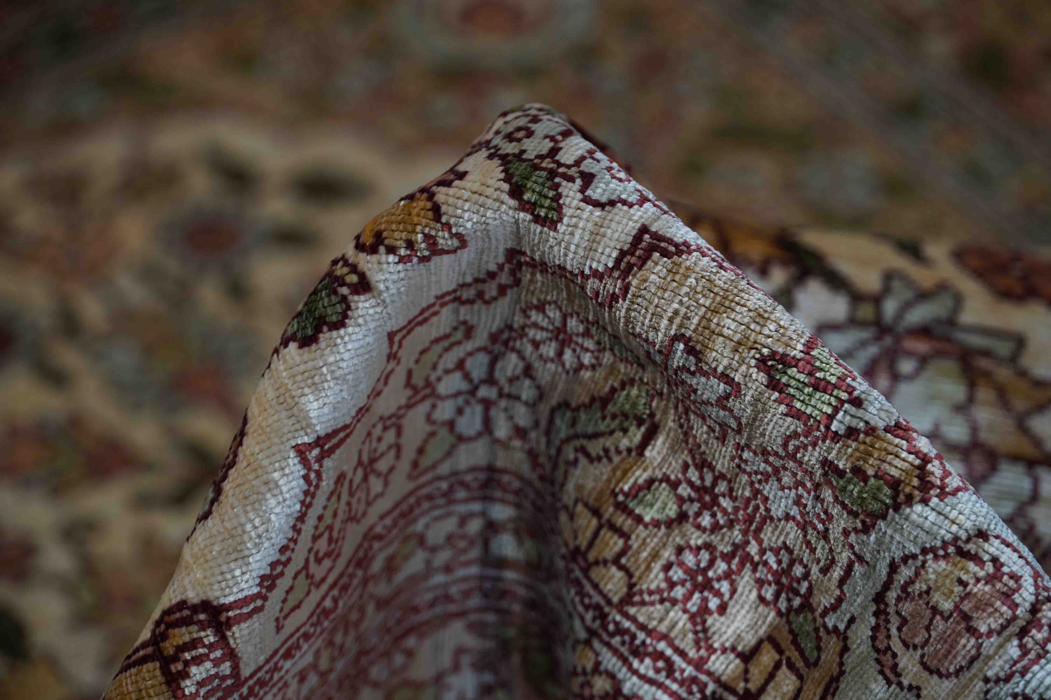 Hereke aus reiner Seide | 74 cm x 54 cm | Nr. Z-762