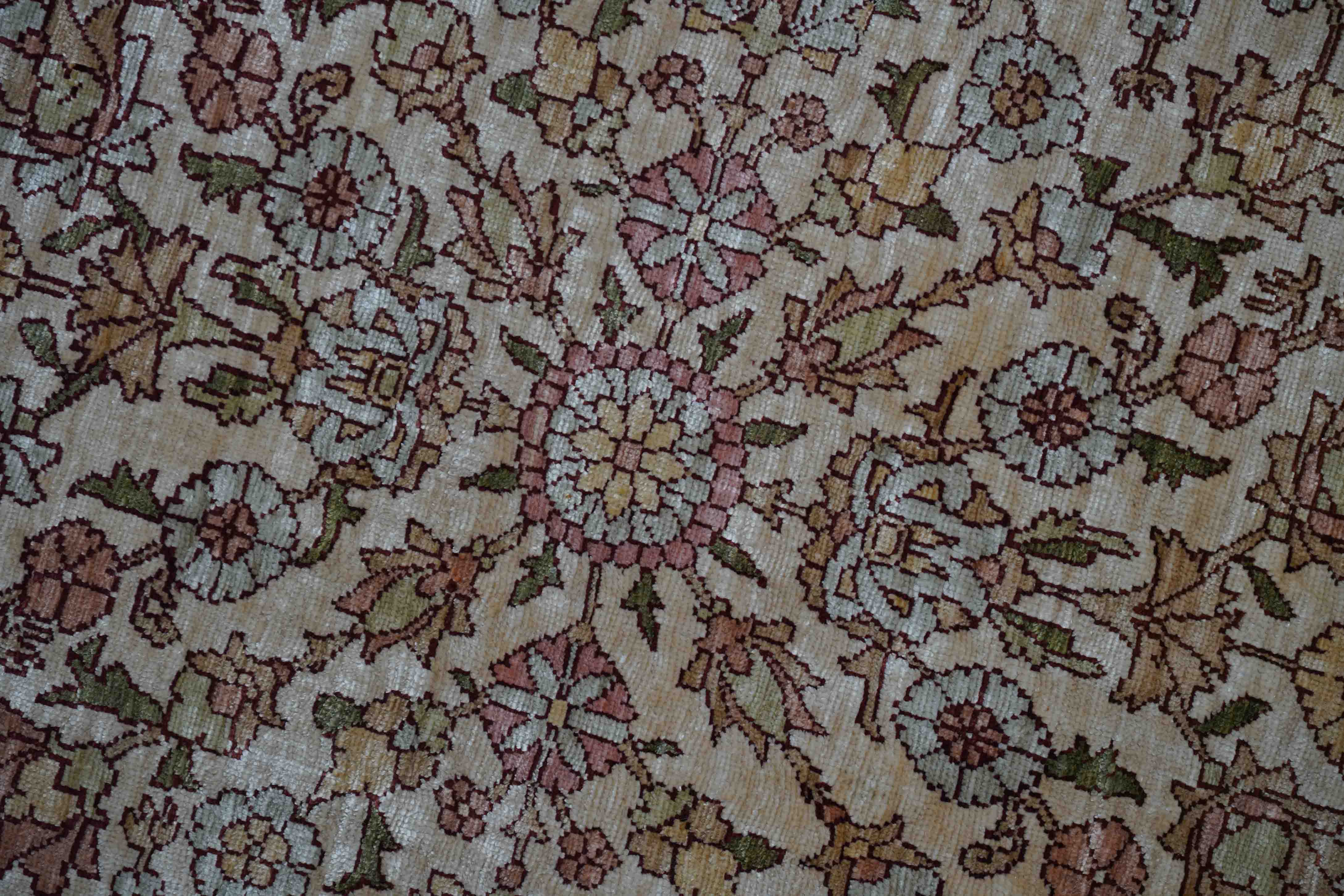 Hereke aus reiner Seide | 74 cm x 54 cm | Nr. Z-762