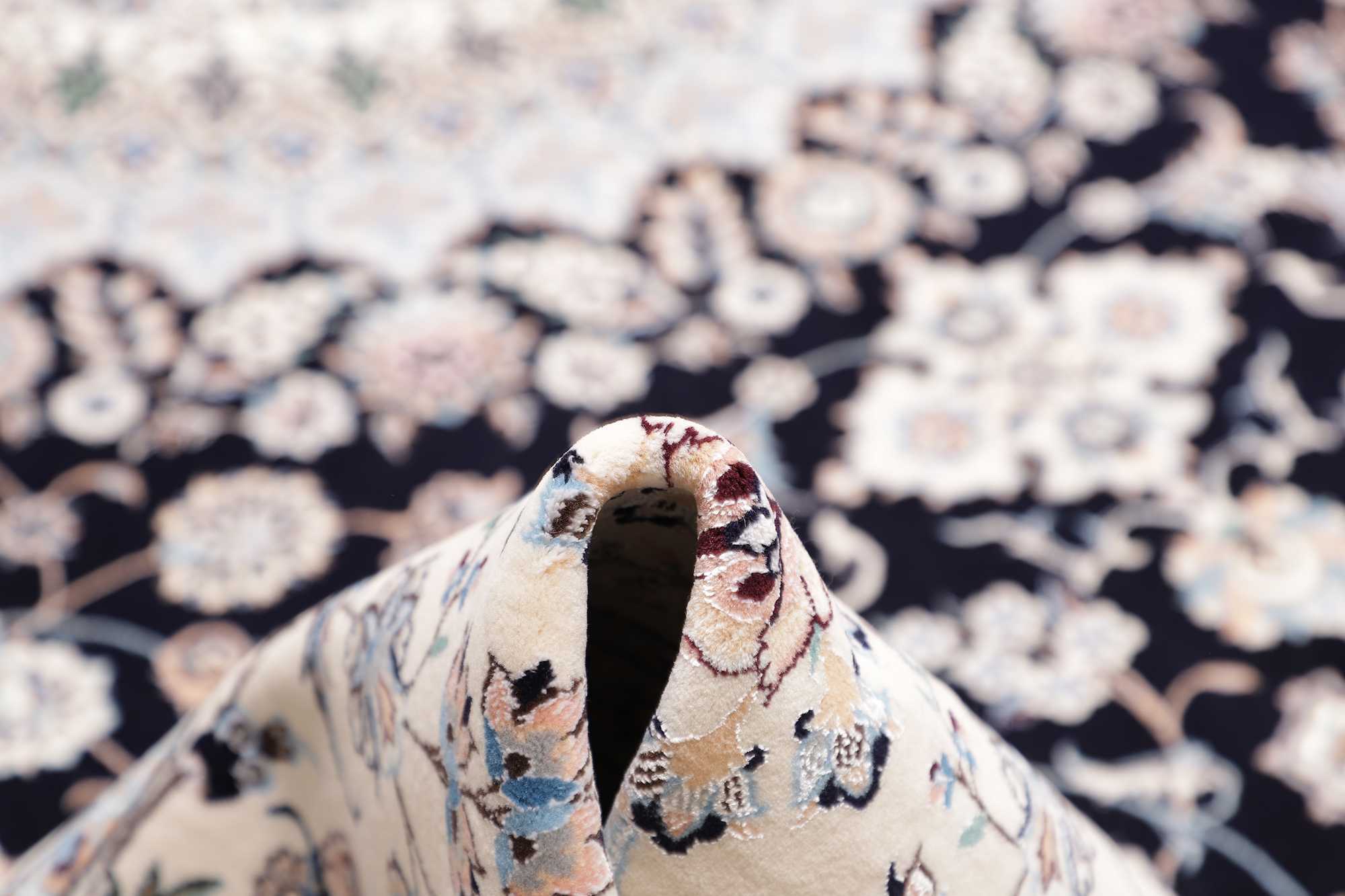 Nain | 411 cm x 302 cm | Nr. 12-352964