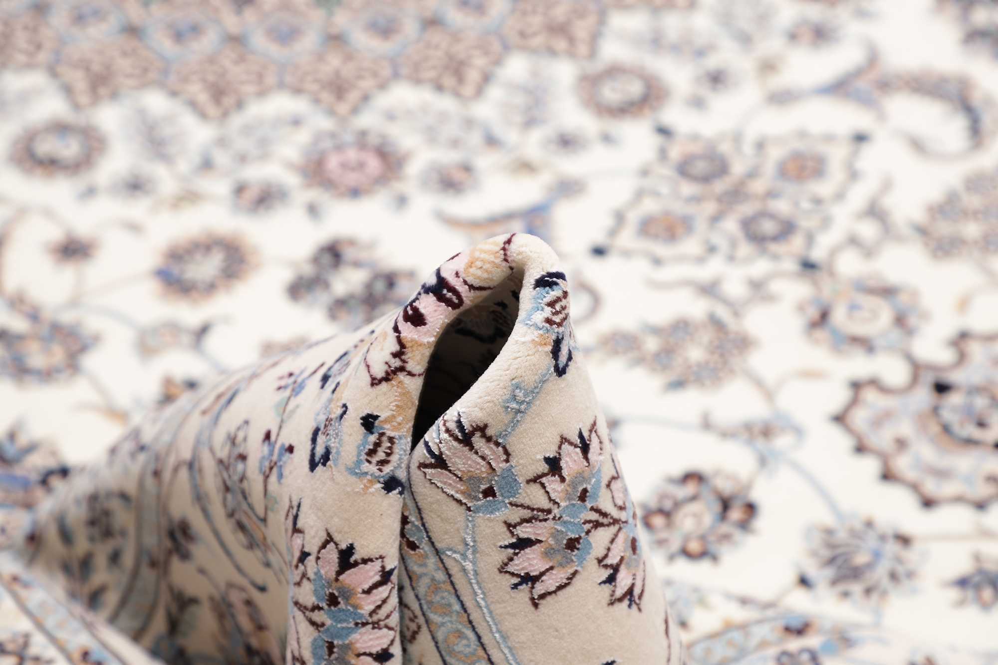 Nain | 409 cm x 304 cm | Nr. 12-352965