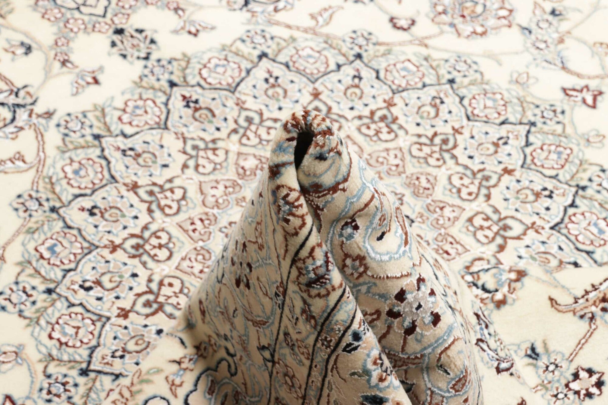 Nain | 332 cm x 210 cm | Nr. 12-393388