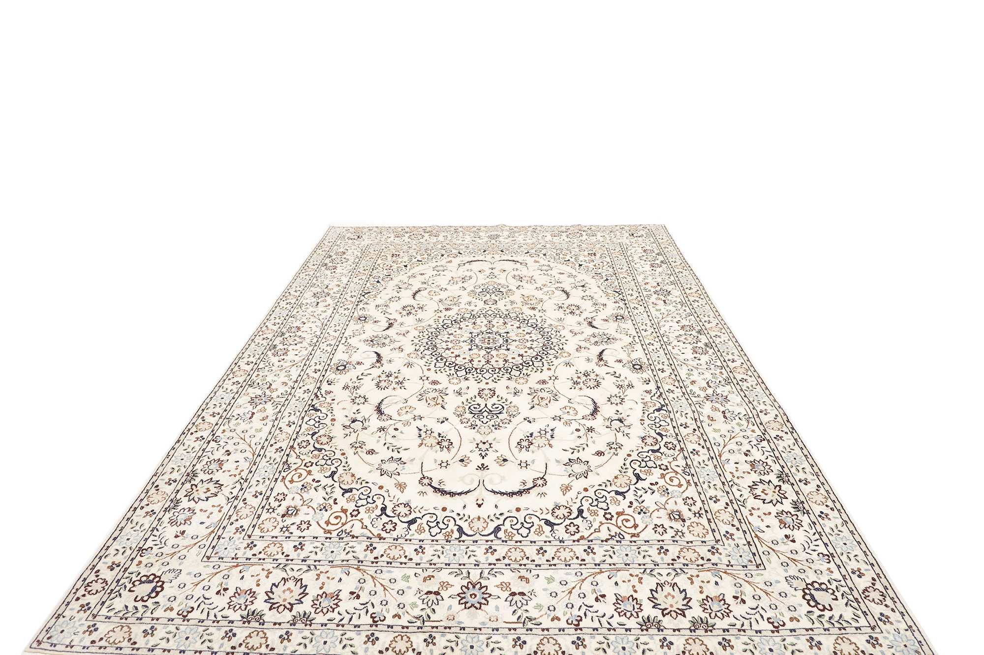Nain | 307 cm x 210 cm | Nr. 12-393402