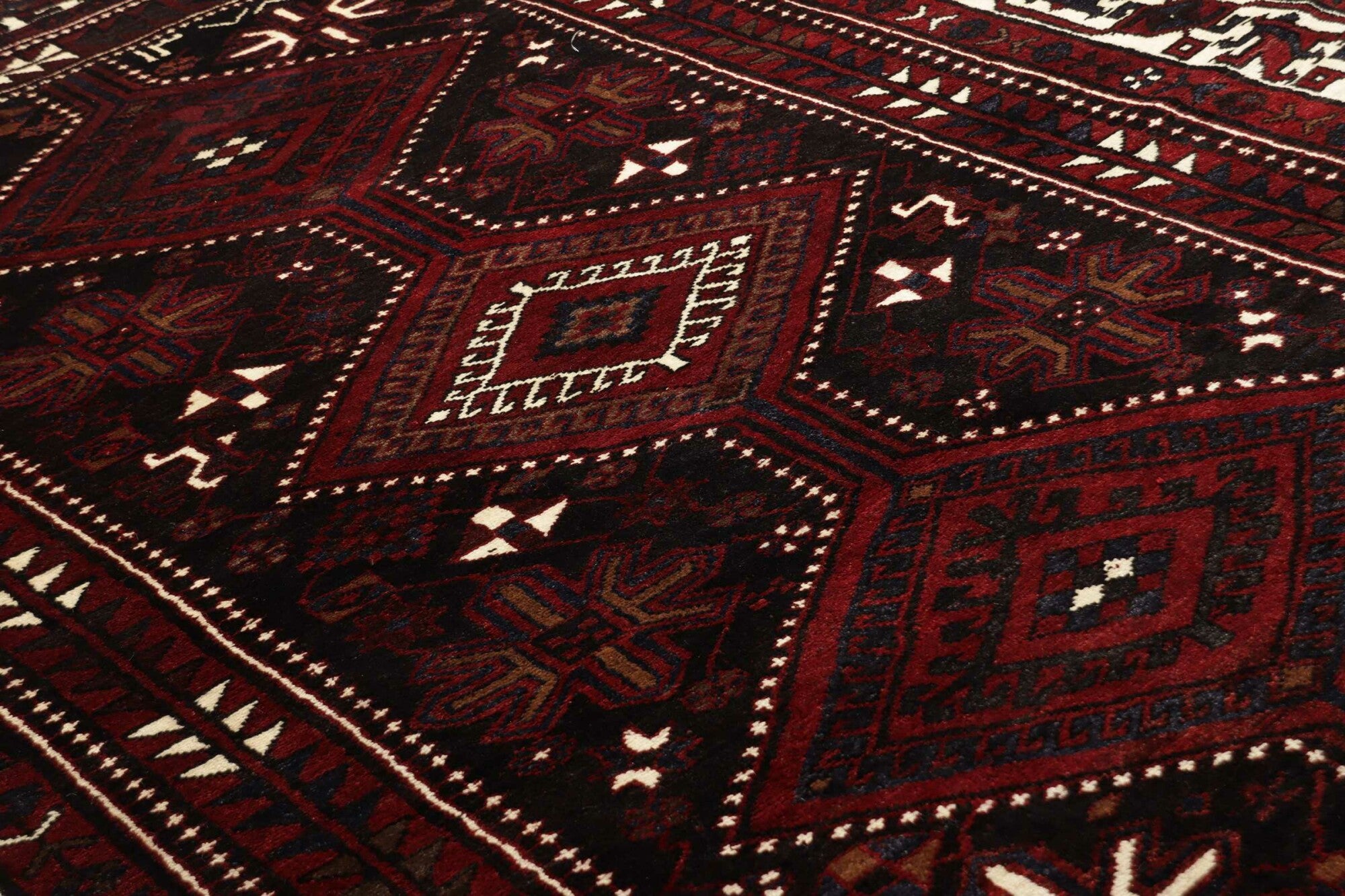 Shiraz | 317 cm x 228 cm | Nr. 12-393715
