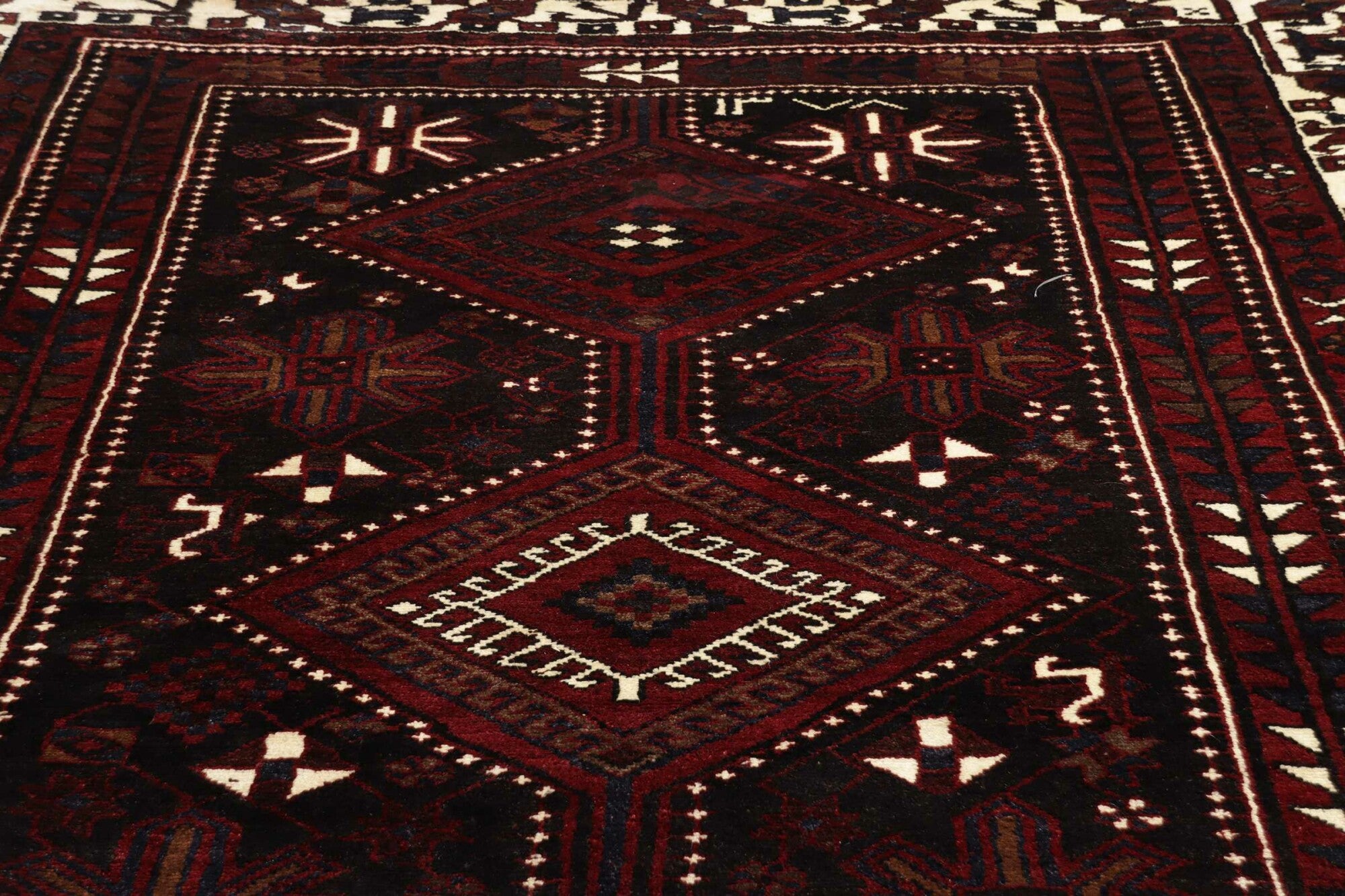 Shiraz | 317 cm x 228 cm | Nr. 12-393715