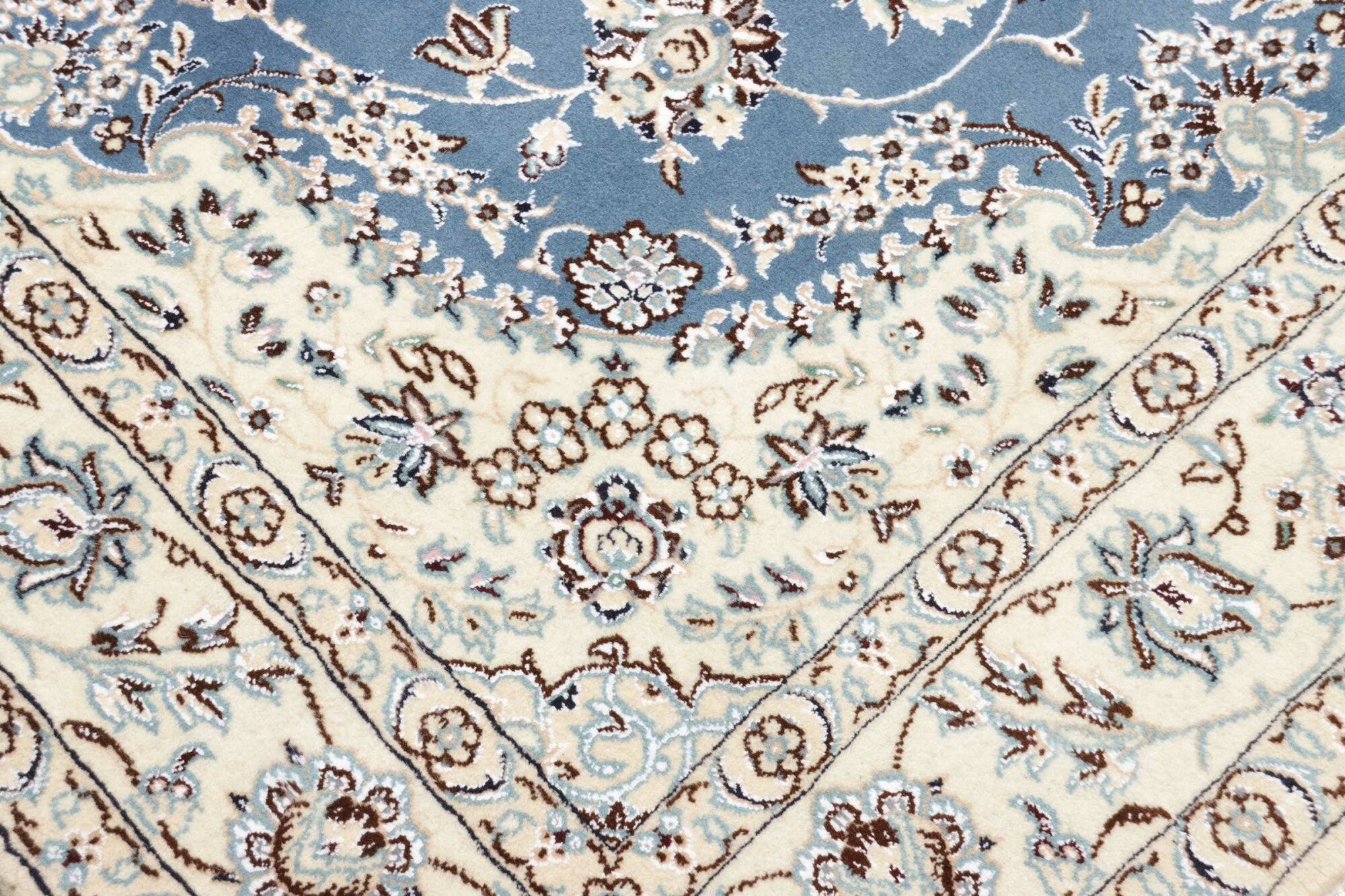 Nain | 236 cm x 150 cm | Nr. 12-401465