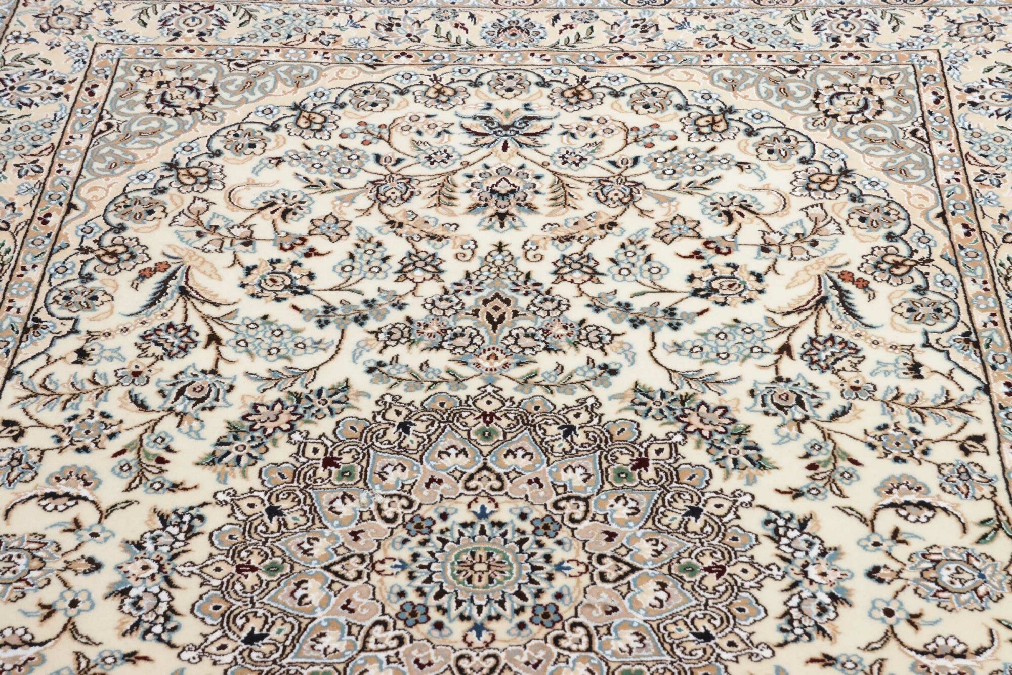 Nain | 225cm x 135cm | no. 12-401481