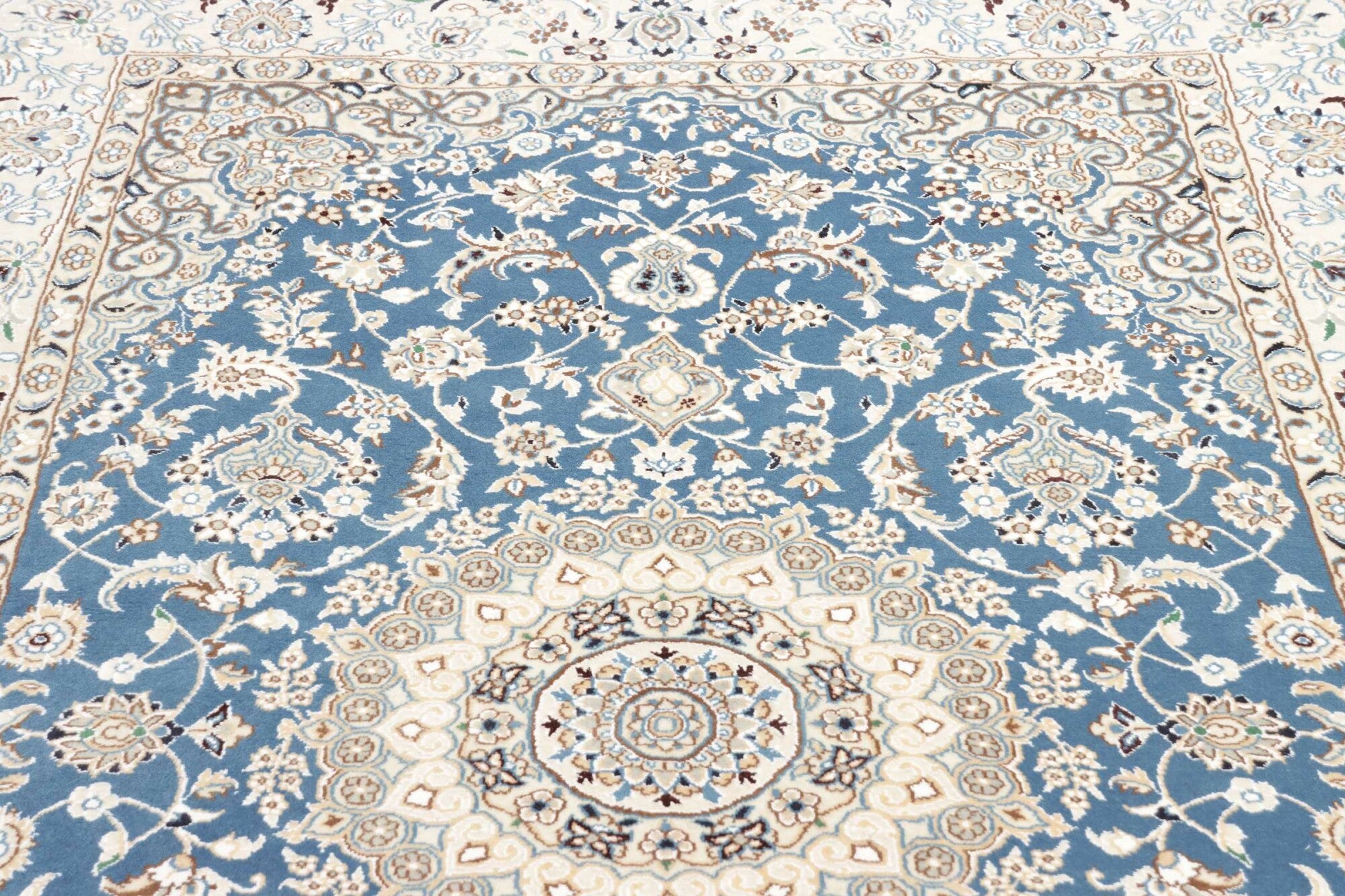Naïn | 238 x 143 cm | Nr. 12-401491