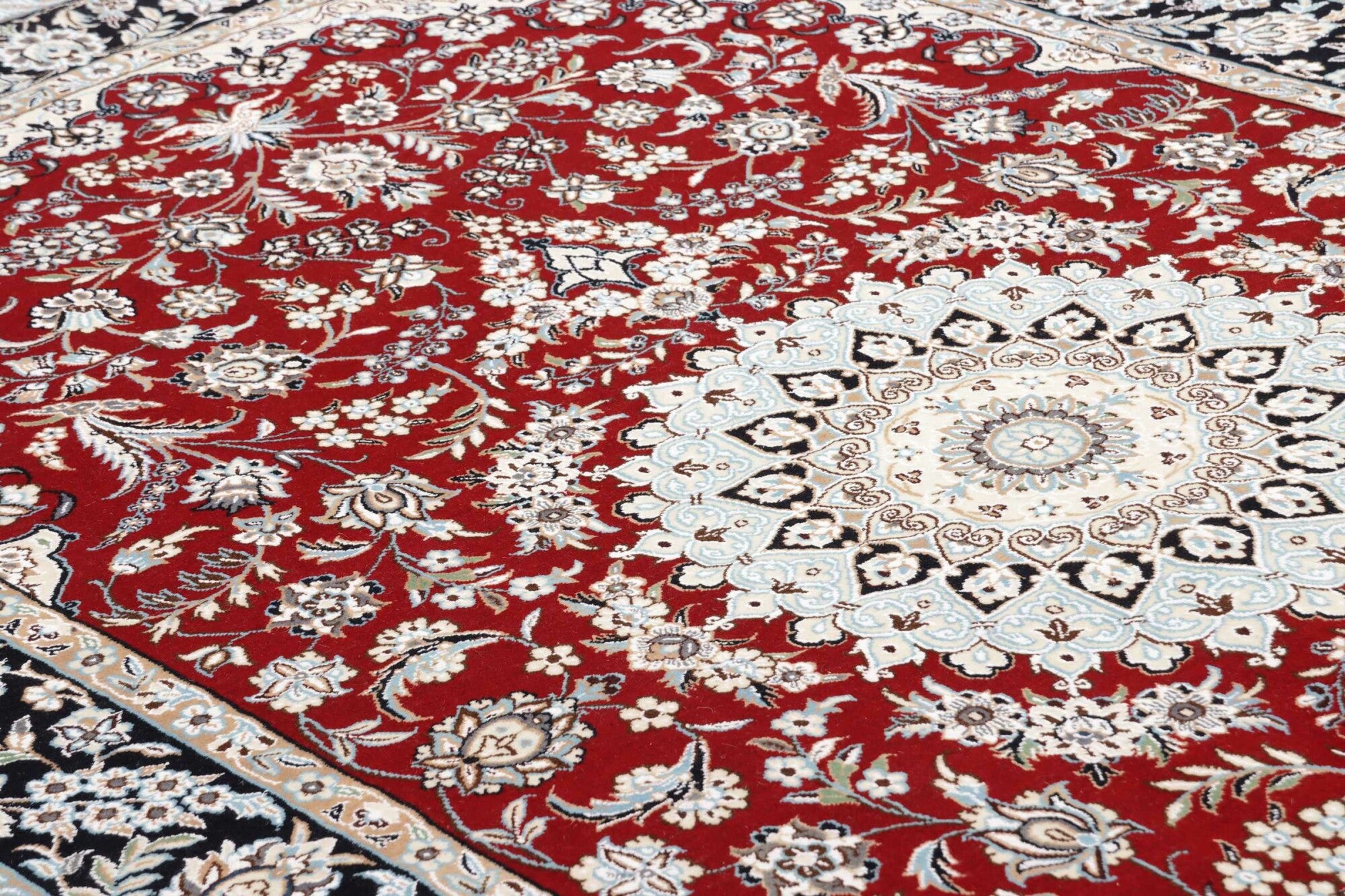 Nain | 246 cm x 147 cm | Nr. 12-401500