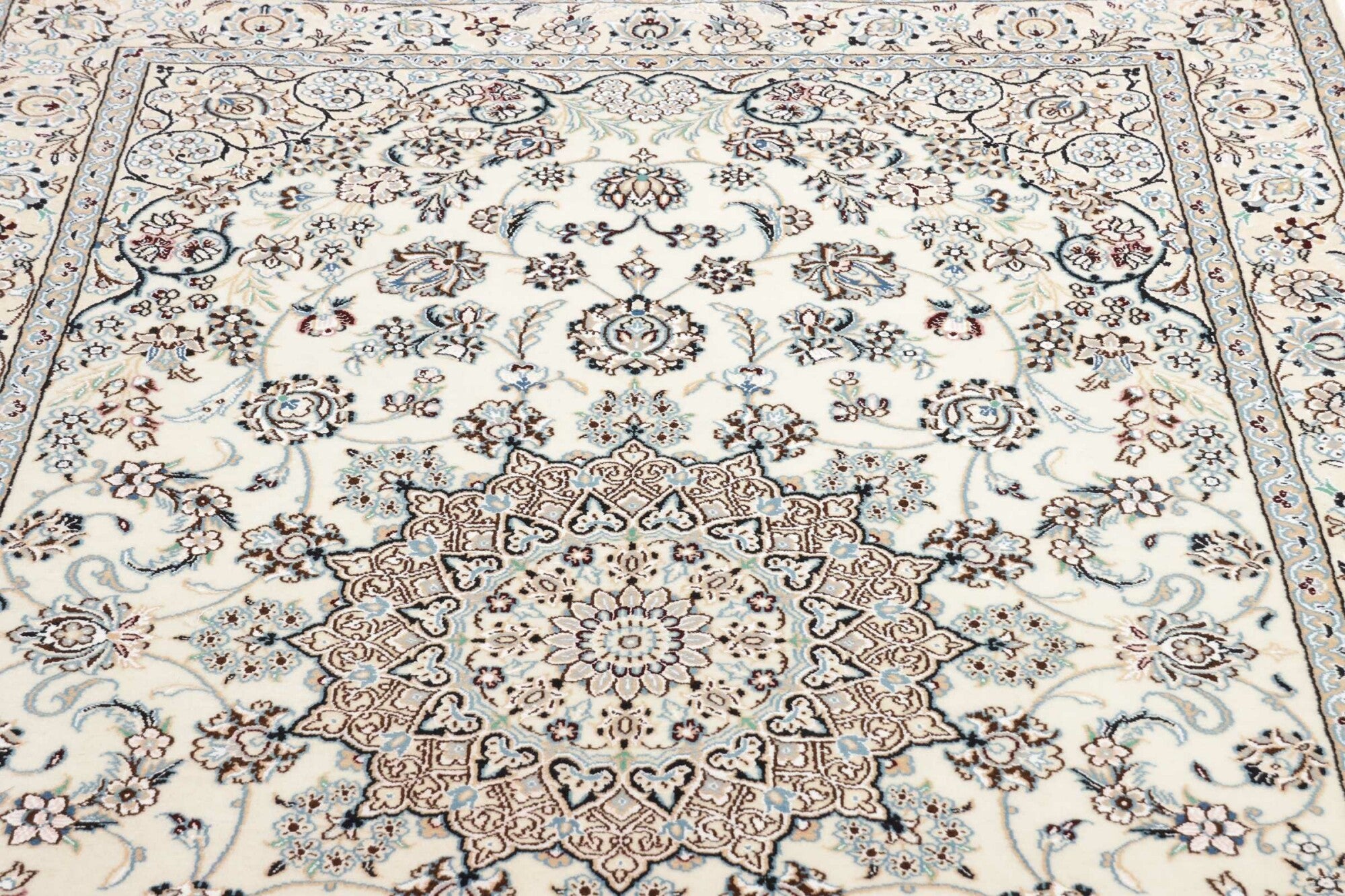 Nain | 220 cm x 140 cm | Nr. 12-401526