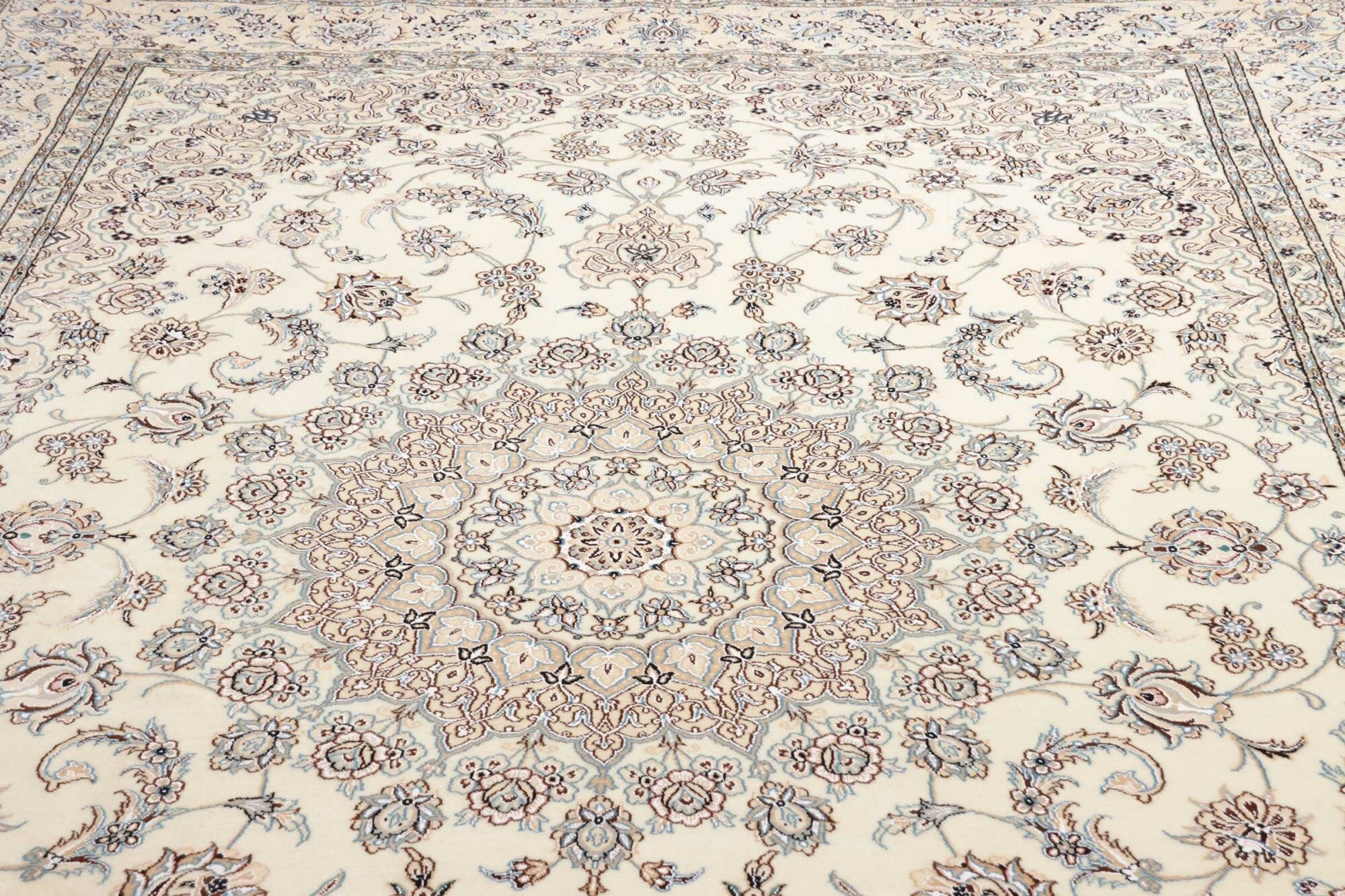 Nain | 360 cm x 246 cm | Nr. 12-401564