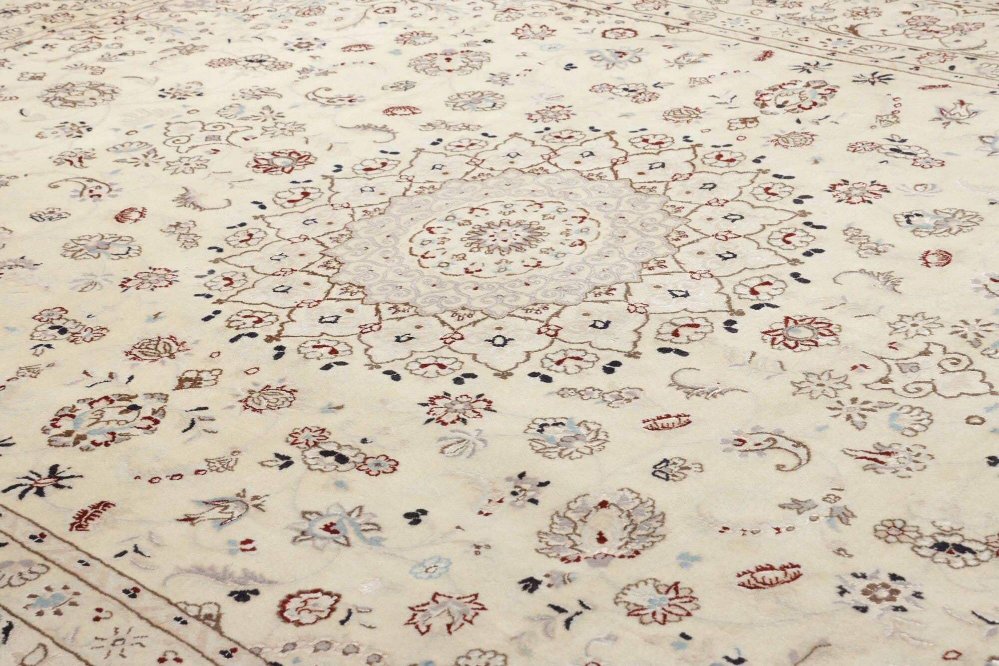 Nain | 345 cm x 255 cm | Nr. 12-401577