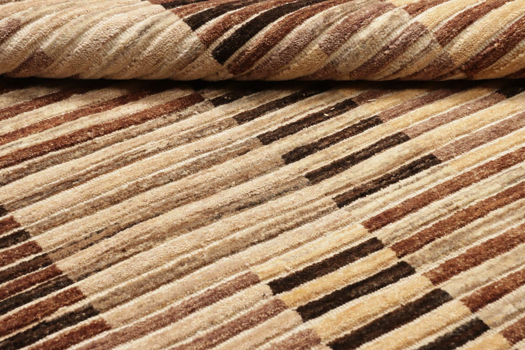 Lori Royal | 196 x 125 cm | Nr. 12-401853