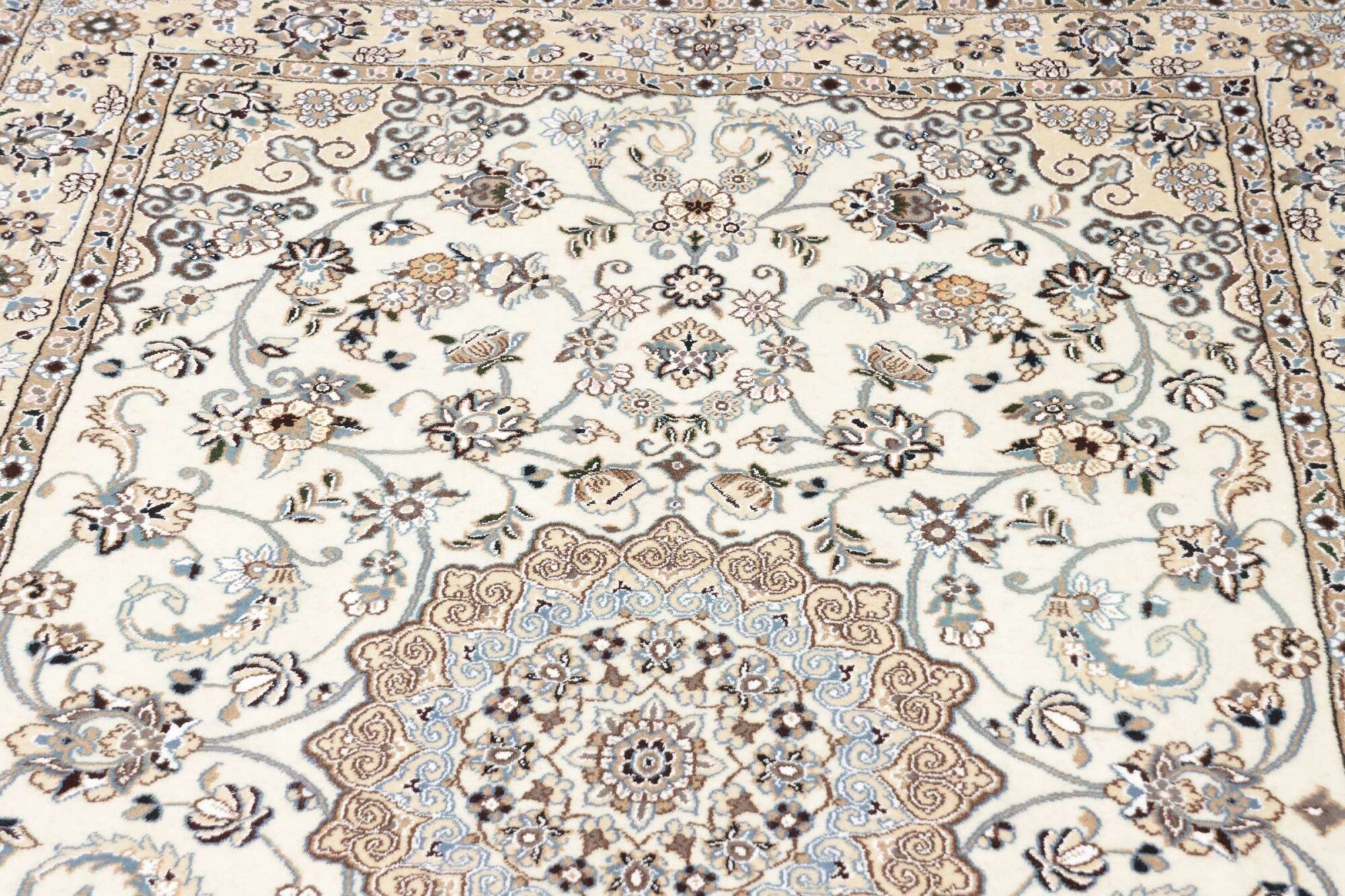 Nain | 210 cm x 133 cm | Nr. 12-416281