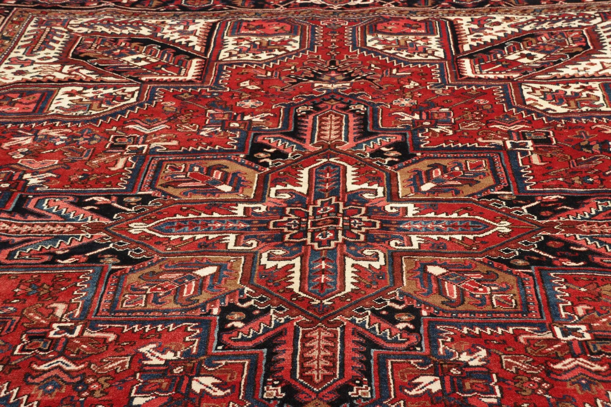 Heriz | 342 cm x 277 cm | Nr. 12-431532