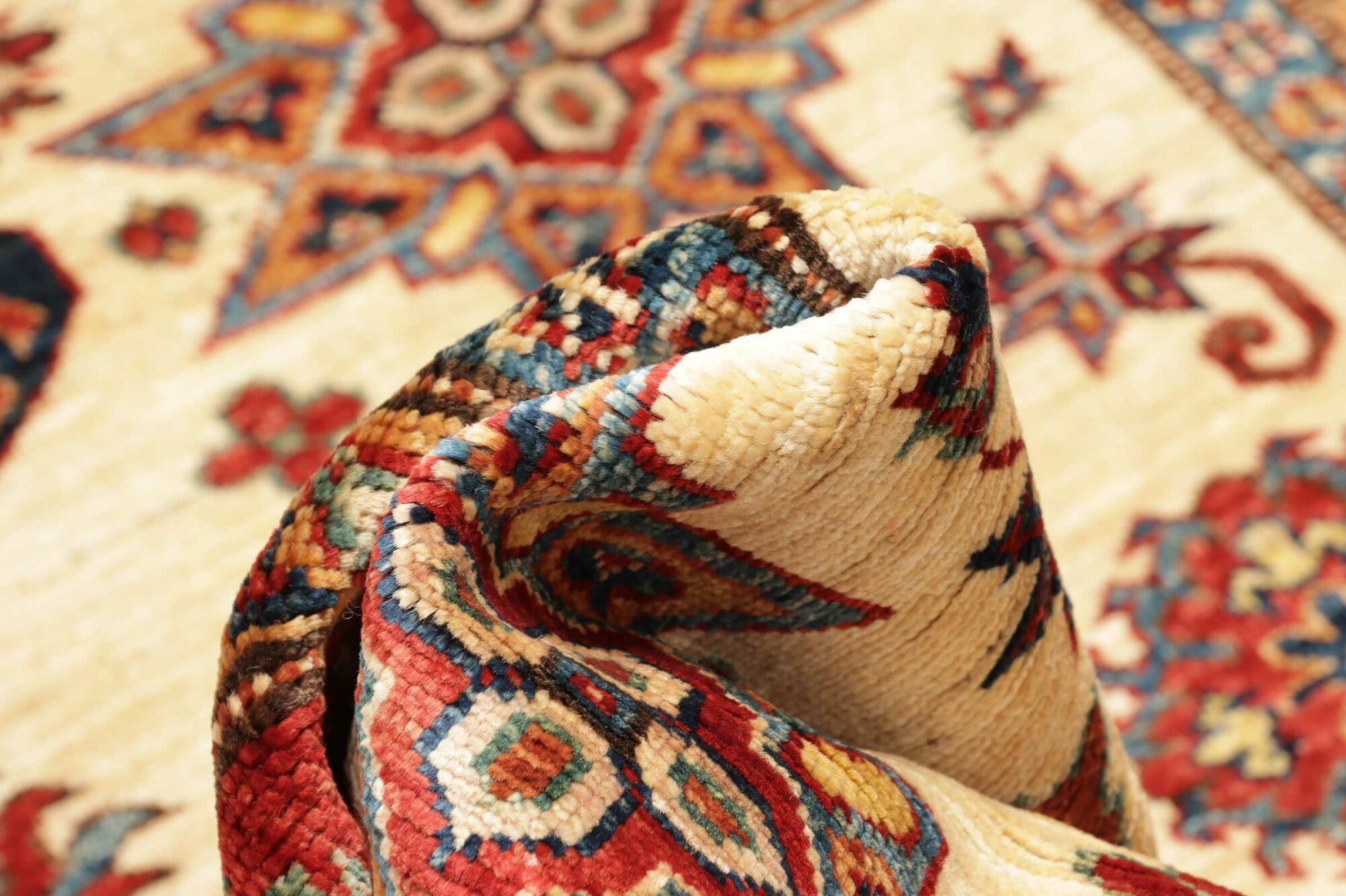 Kazak | 195 cm x 153 cm | Nr. 12-432579