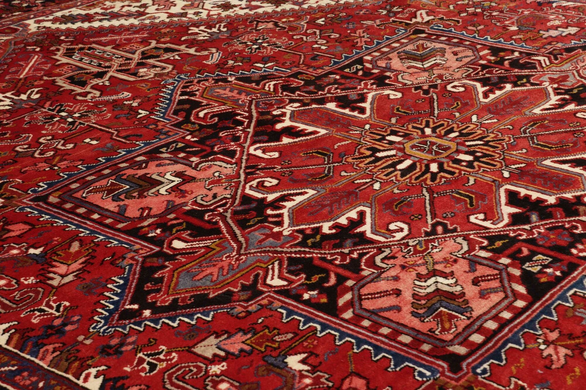 Heriz | 358 cm x 285 cm | Nr. 12-439928