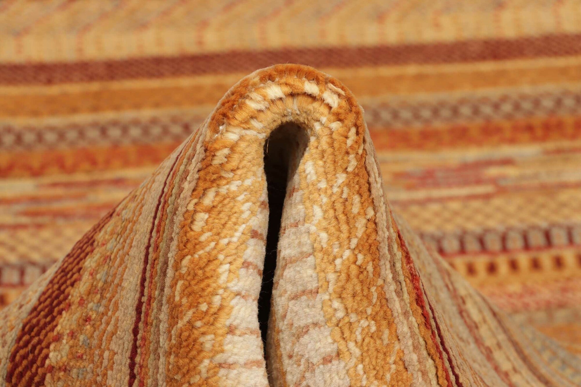 Lori Royal | 244 x 78 cm | Nr. 12-445375