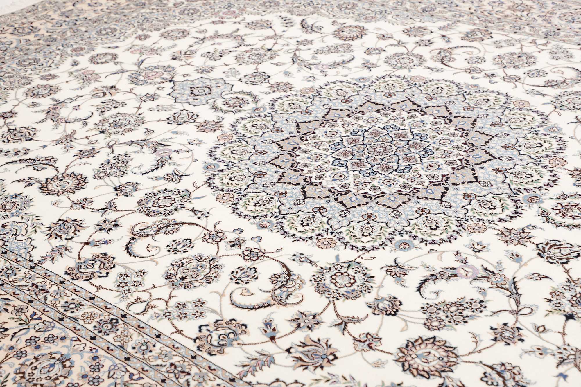 Nain | 356 cm x 252 cm | Nr. 12-445672