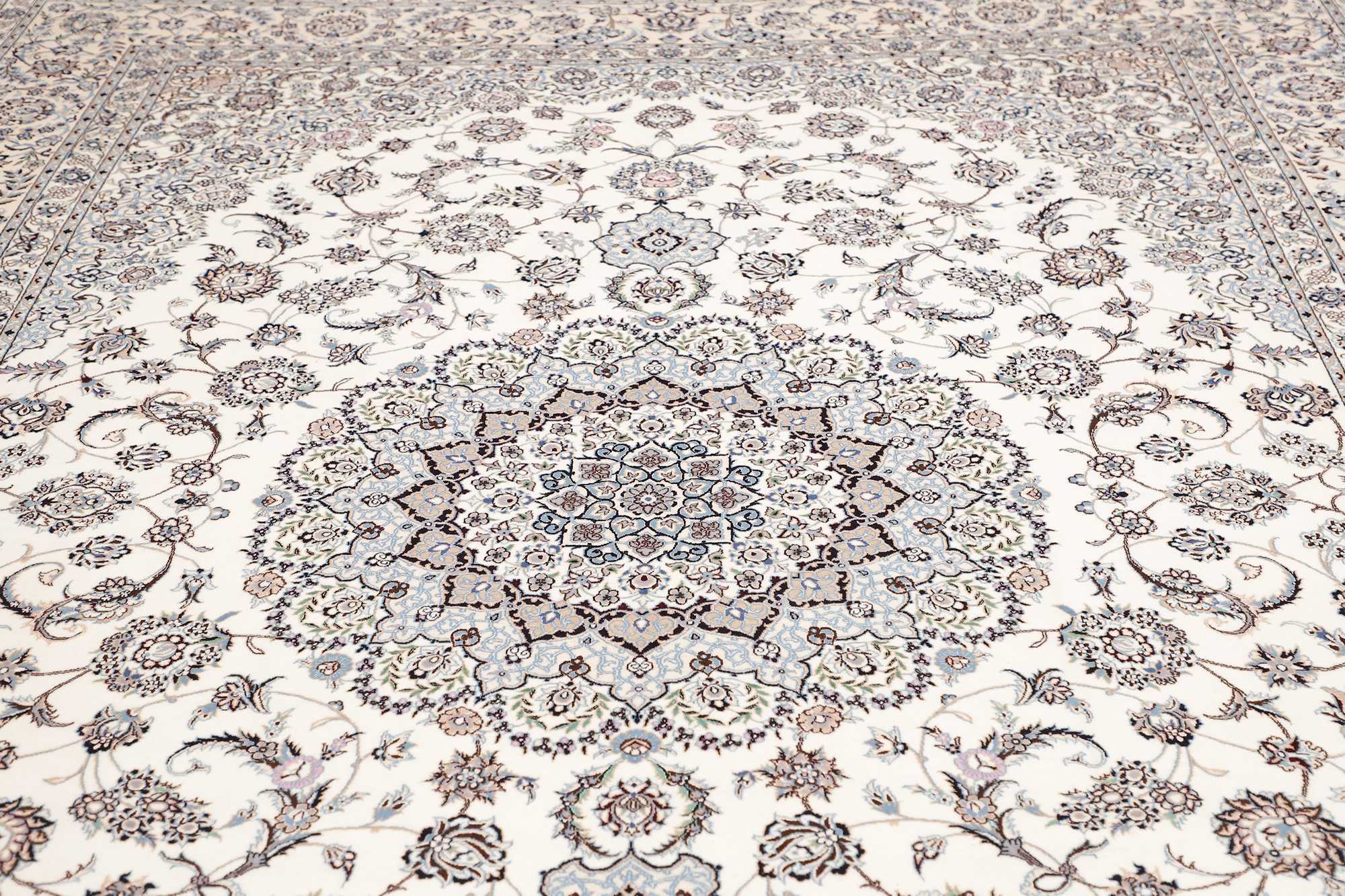 Nain | 356 cm x 252 cm | Nr. 12-445672