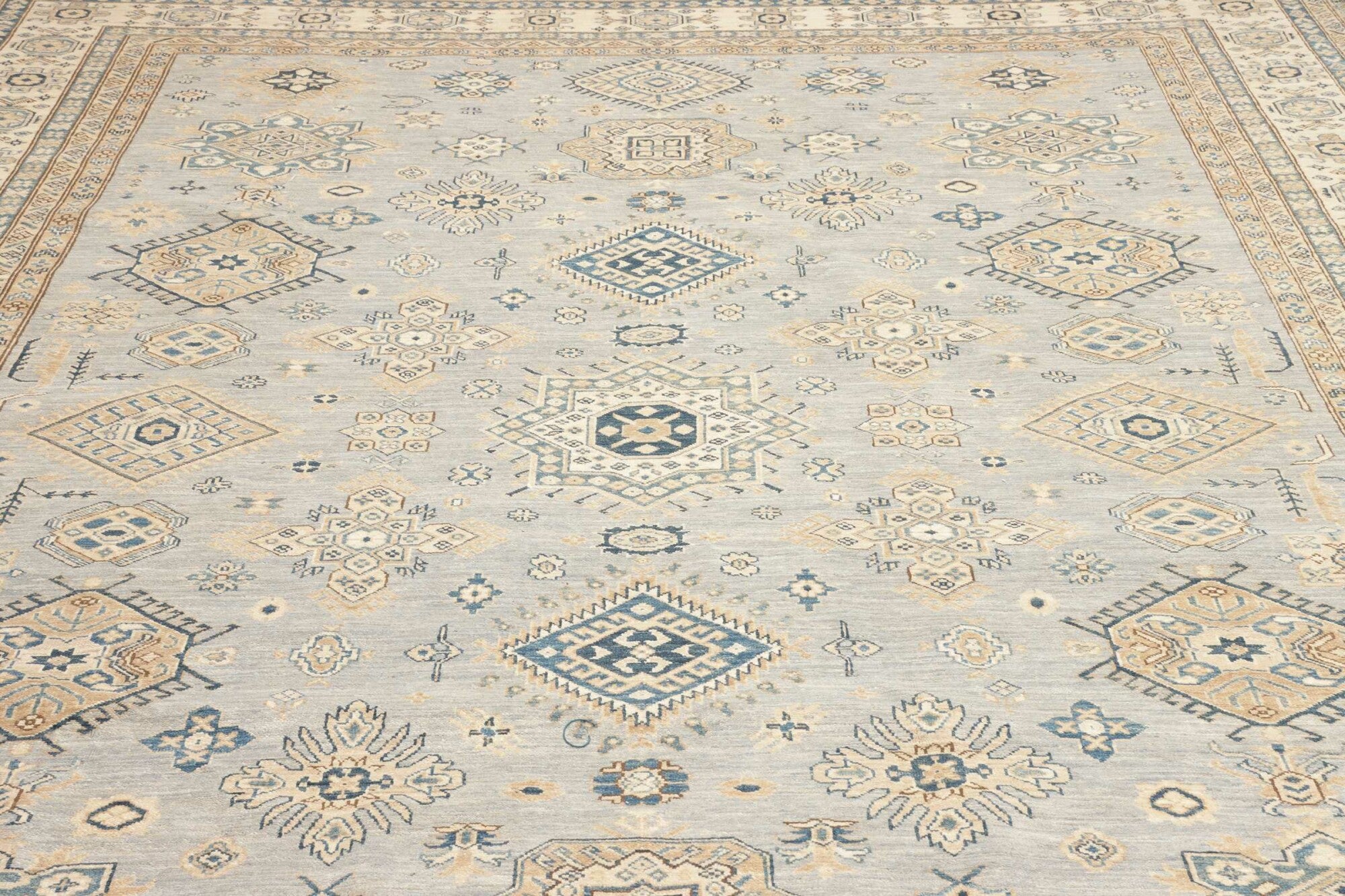 Kazak | 369 x 280 cm | Nr. 12-451075