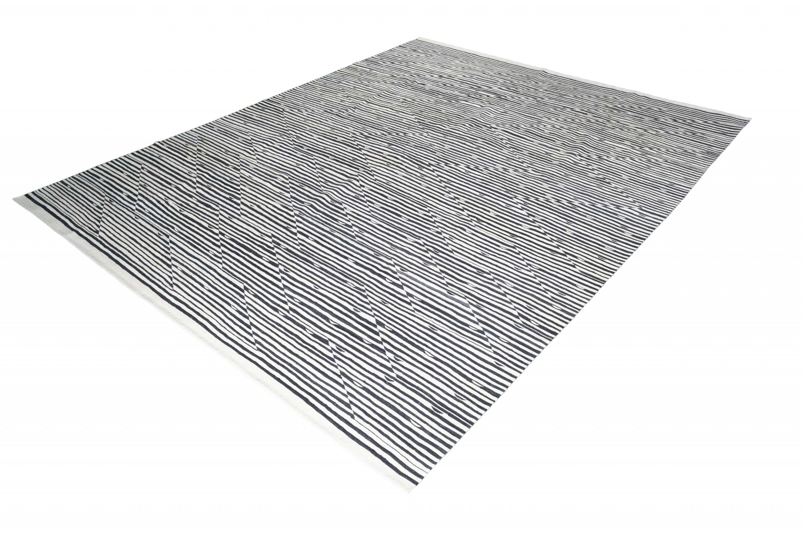 Kelim | 388 cm x 302 cm | Nr. 14-45147