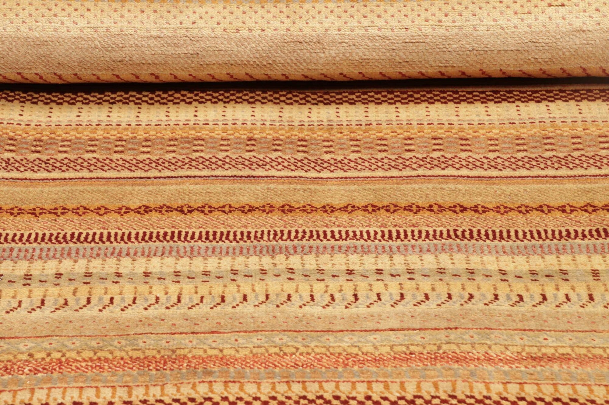 Lori Royal | 244 cm x 78 cm | Nr. 12-452230