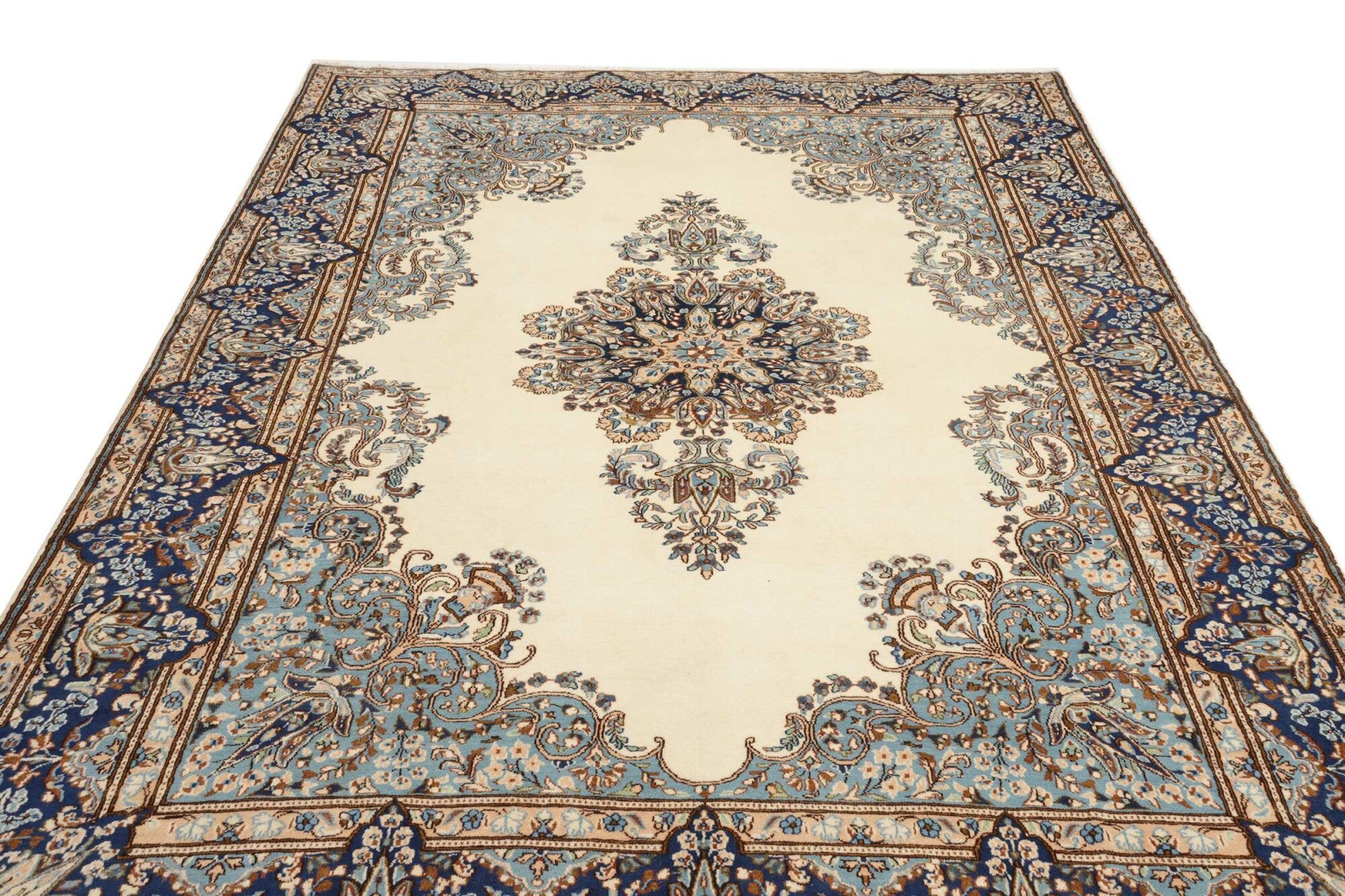 Kerman | 328 x 225 cm | Nr. 12-455311
