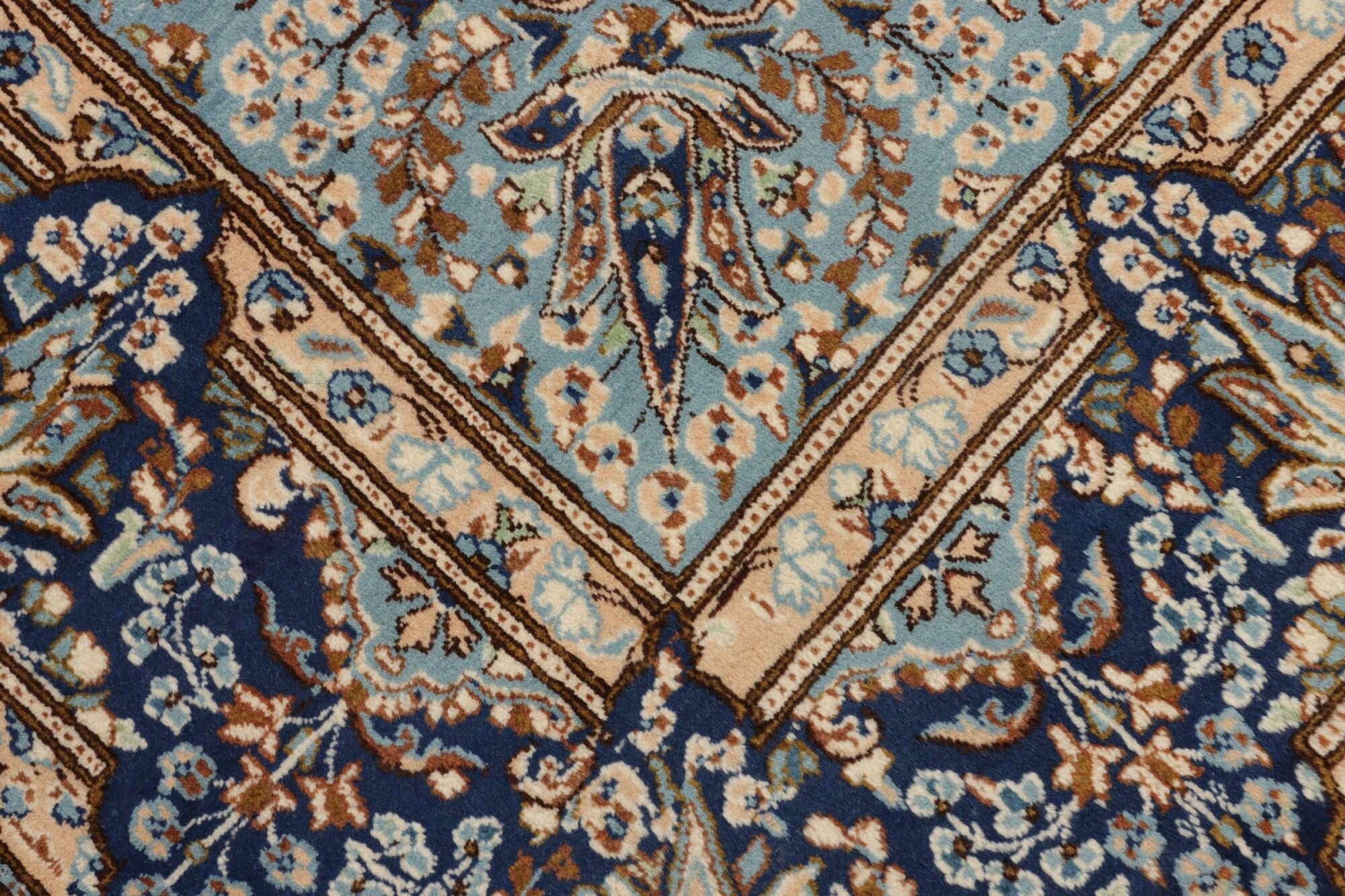 Kerman | 328 x 225 cm | Nr. 12-455311