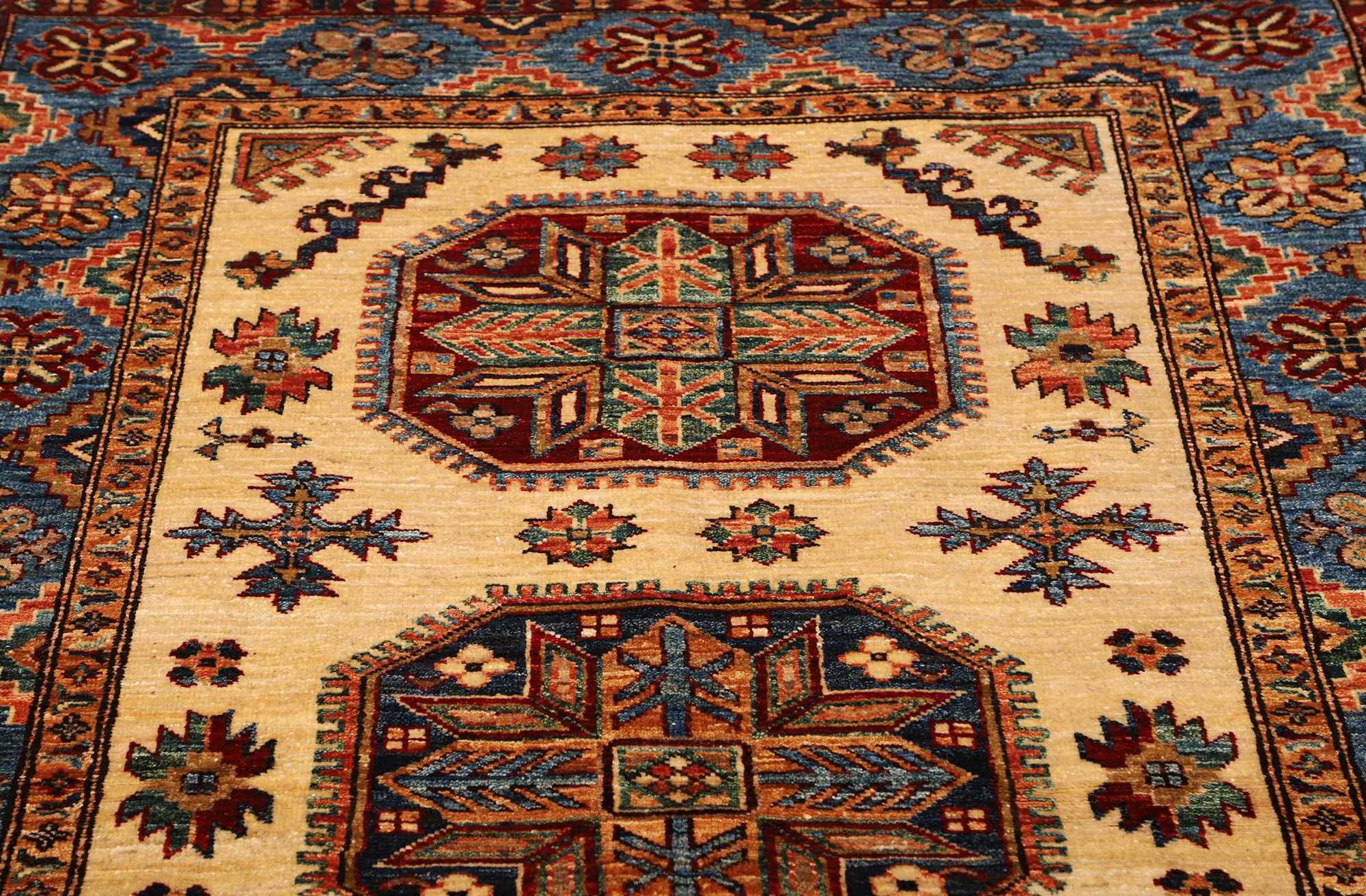 Kazak | 187 cm x 125 cm | Nr. 12-463565