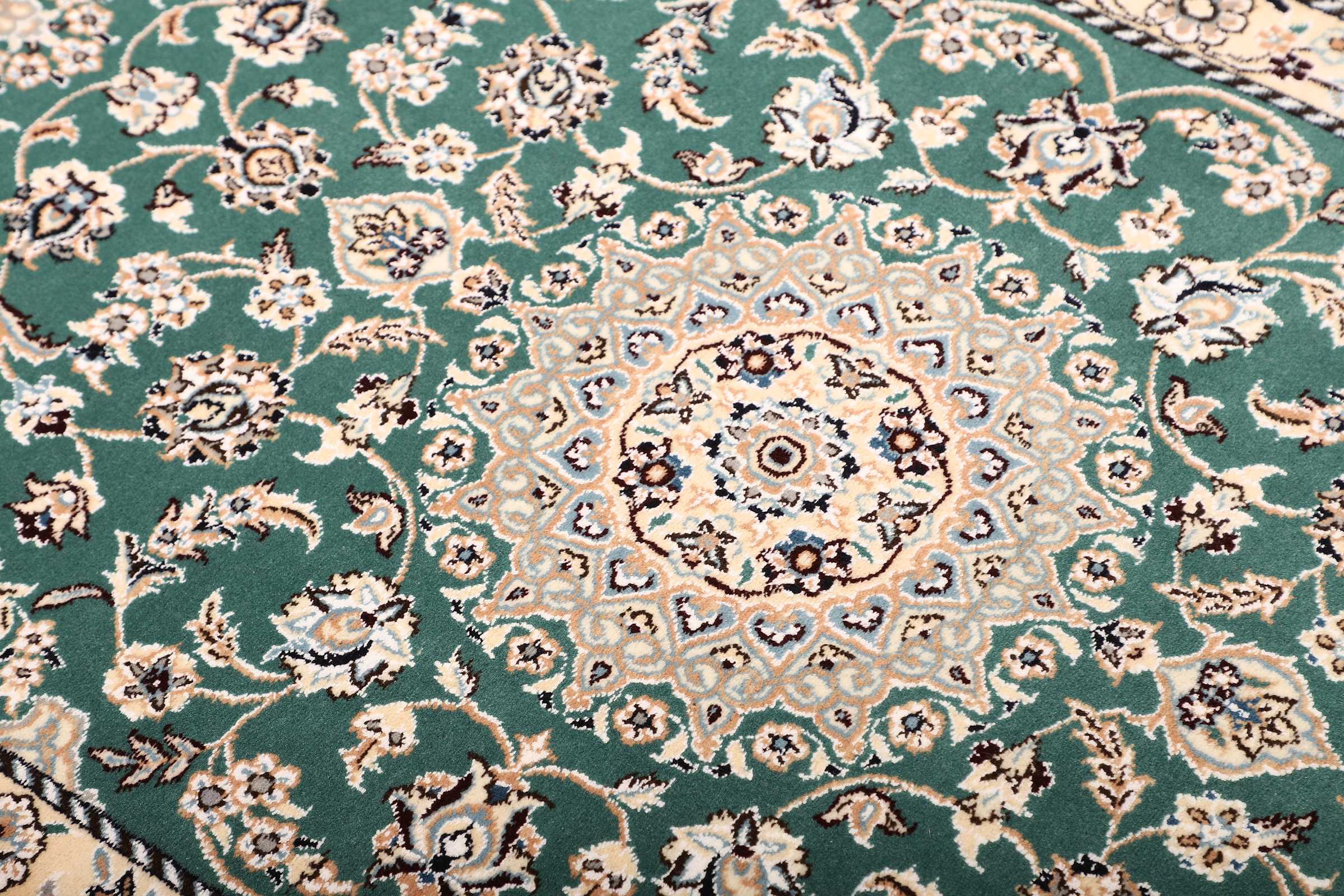 Nain | 122 cm x 80 cm | Nr. 12-466143