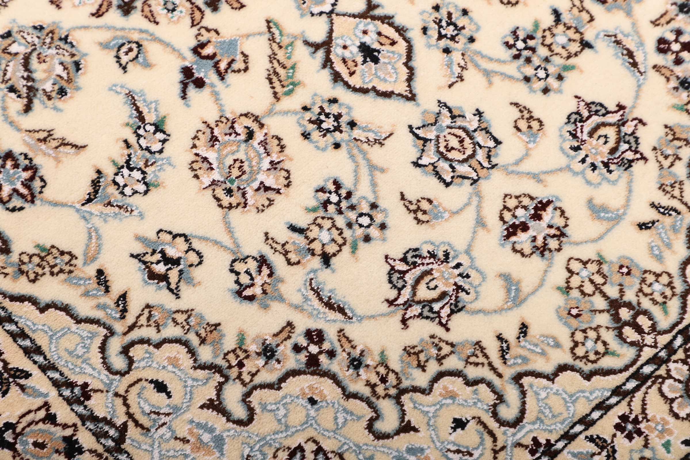 Nain | 125 cm x 81 cm | Nr. 12-466146