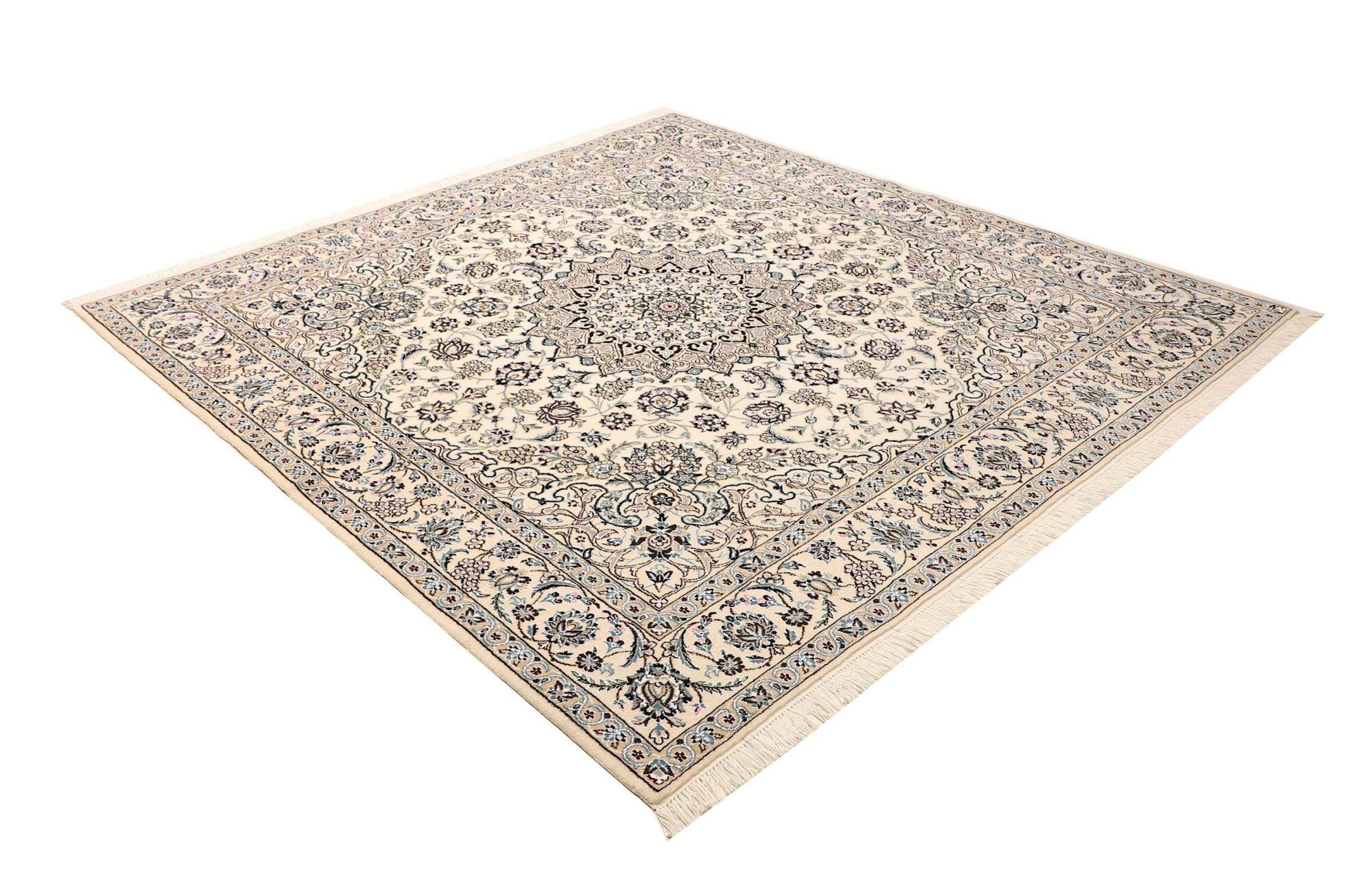 Nain | 210 cm x 201 cm | Nr. 12-466248