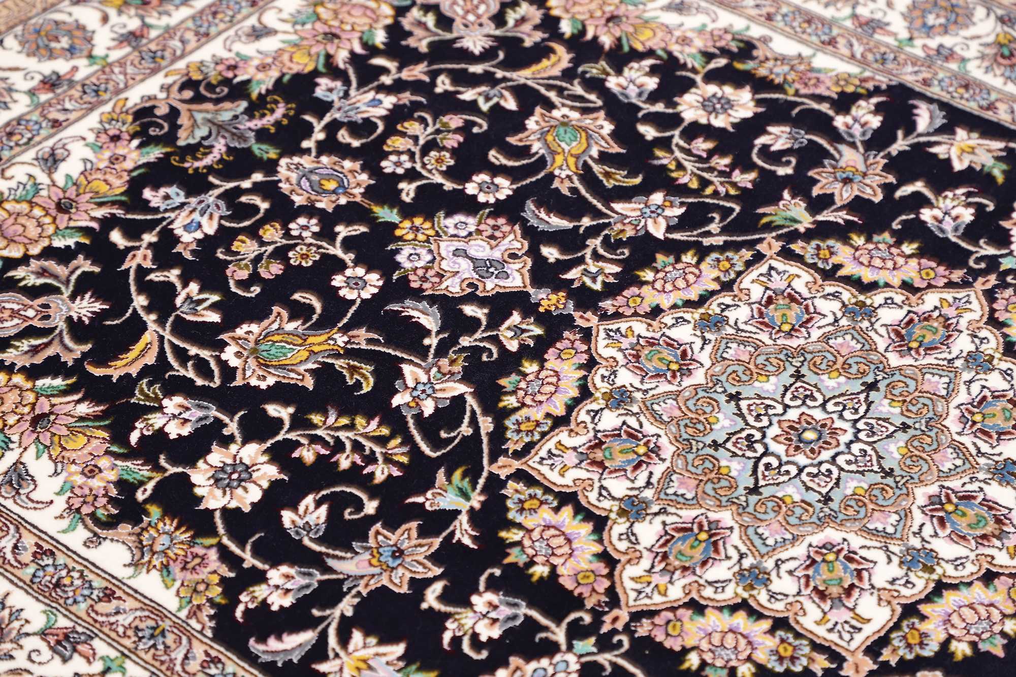 Nain | 162 cm x 118 cm | Nr. 12-466284