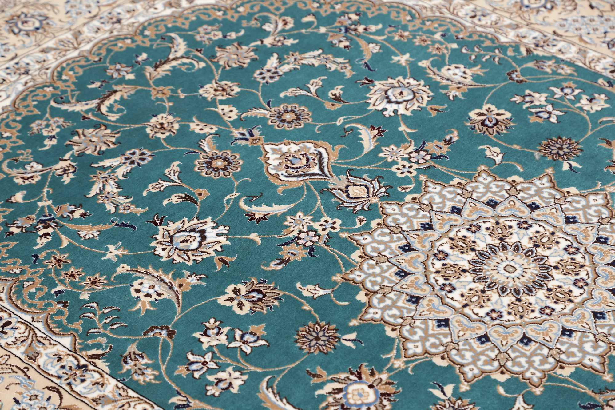 Nain | 196 cm x 131 cm | Nr. 12-466298