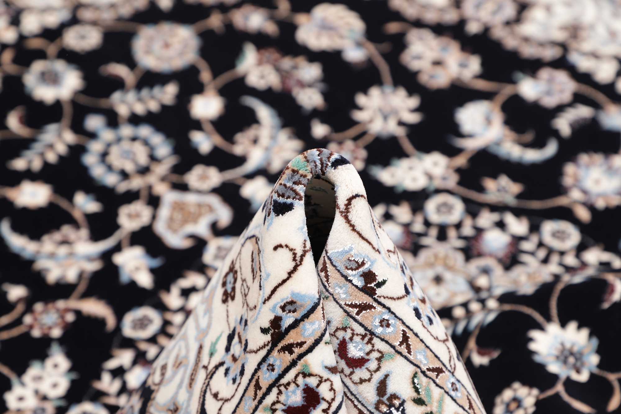 Nain | 205 cm x 159 cm | Nr. 12-466313