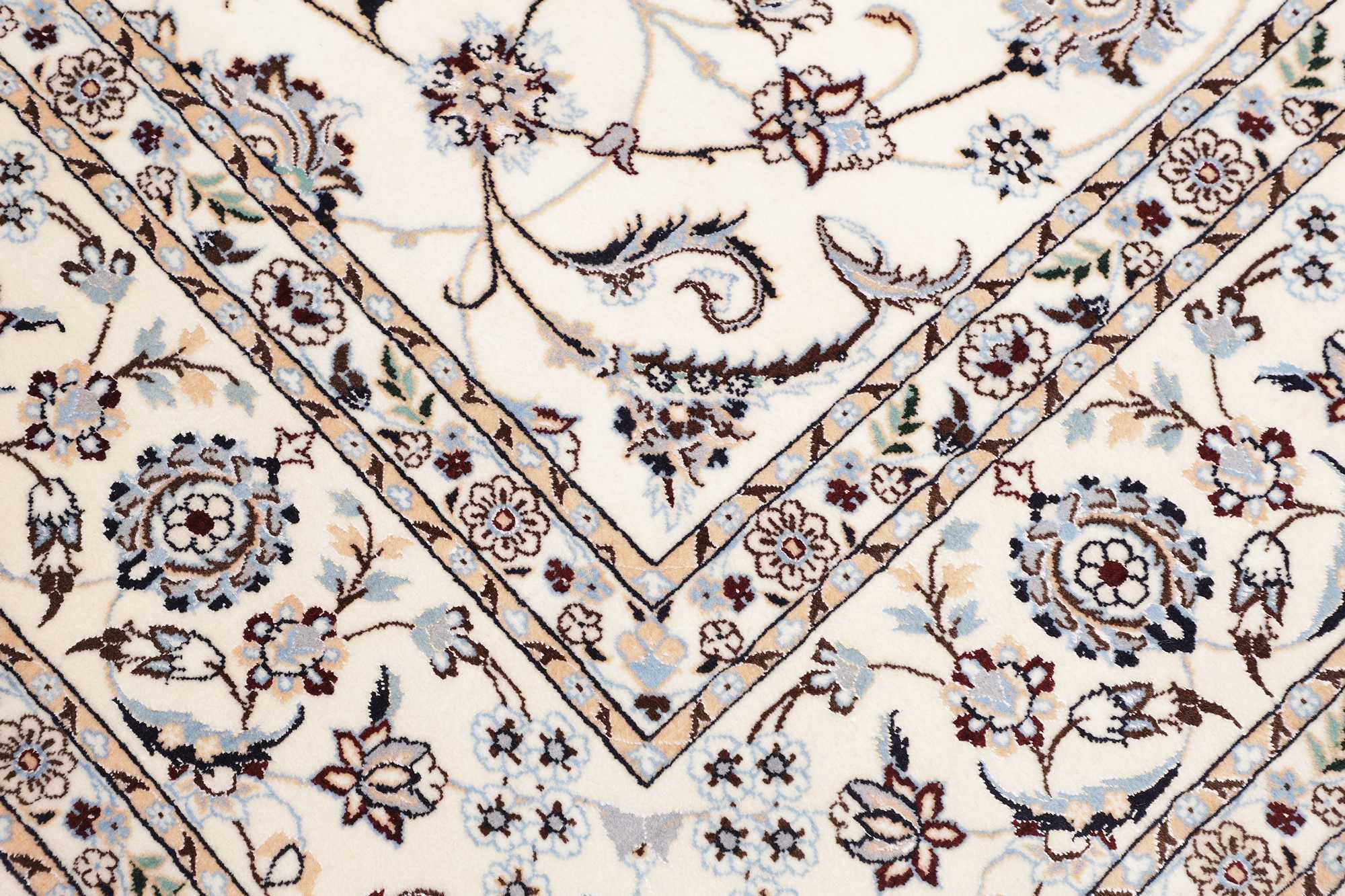 Nain | 205 cm x 204 cm | Nr. 12-469440