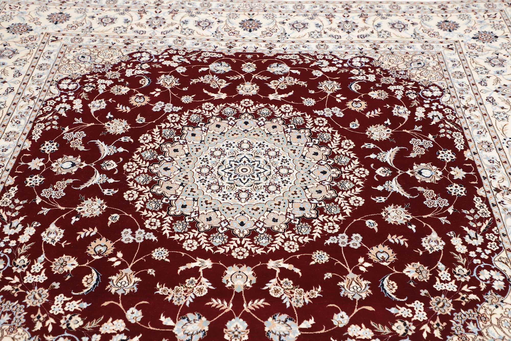 Nain | 212 cm x 203 cm | Nr. 12-469441