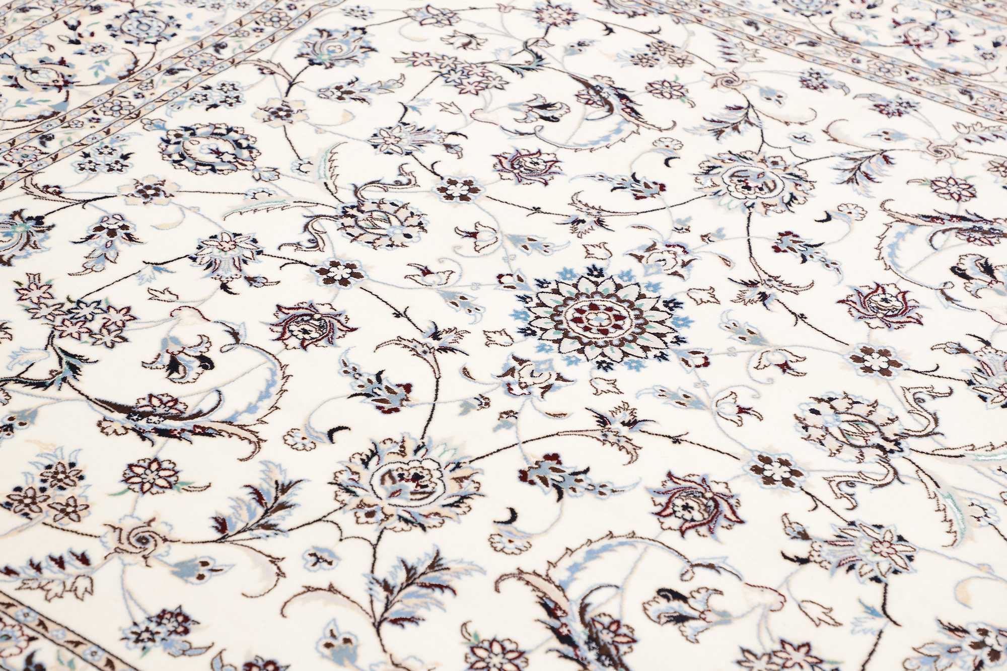 Nain | 210 cm x 208 cm | Nr. 12-469442