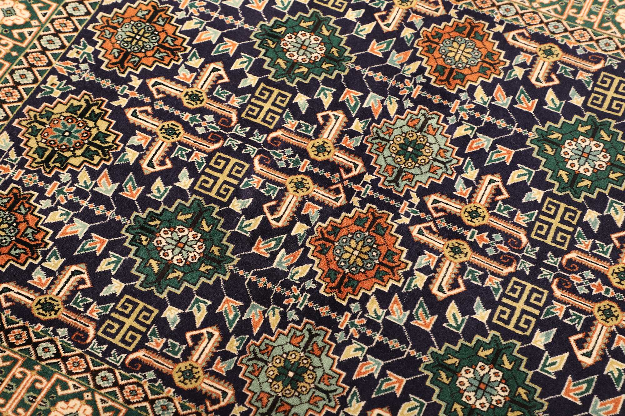 Täbriz | 136 cm x 106 cm | Nr. 12-469749