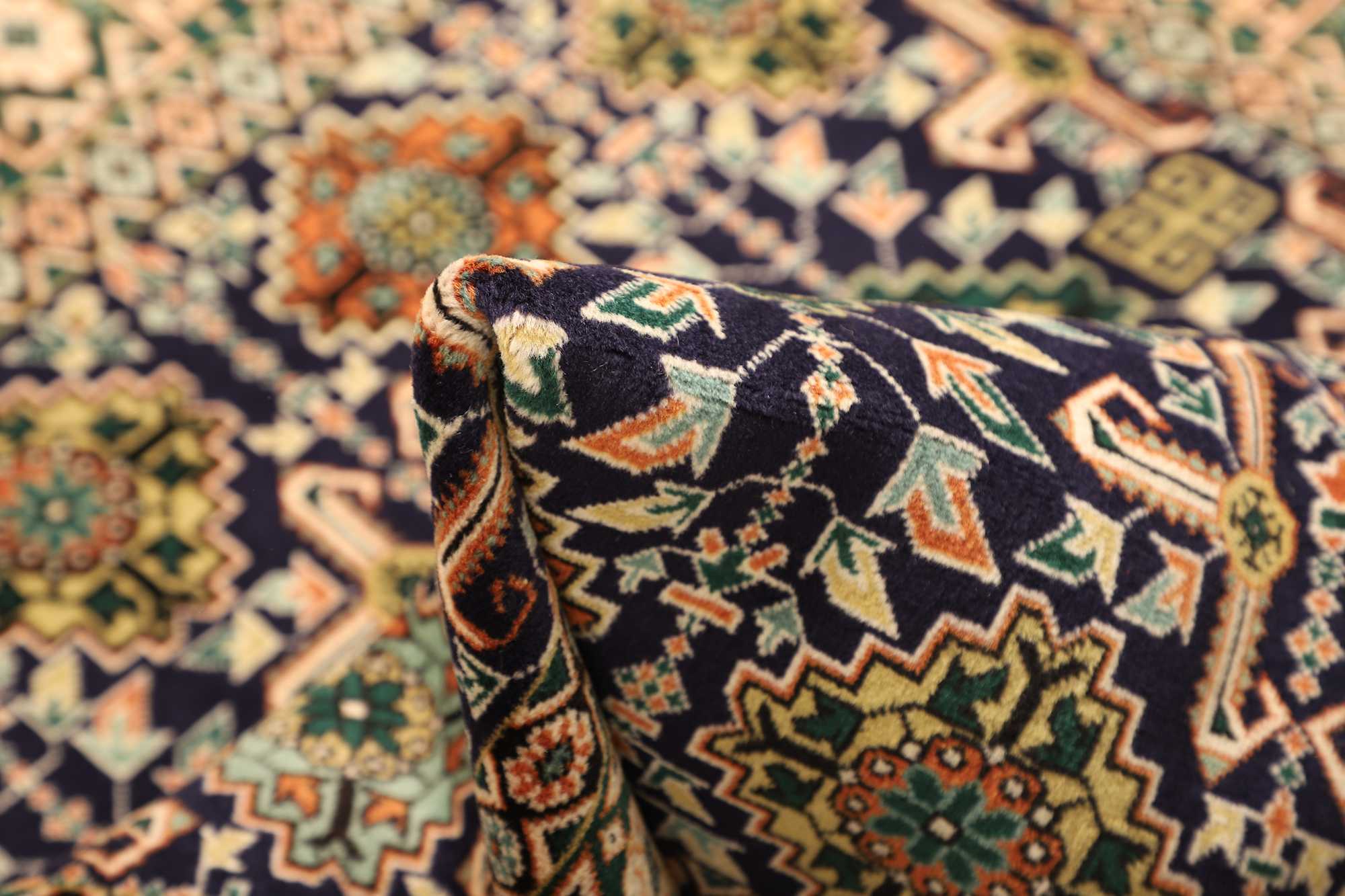 Täbriz | 136 cm x 106 cm | Nr. 12-469749