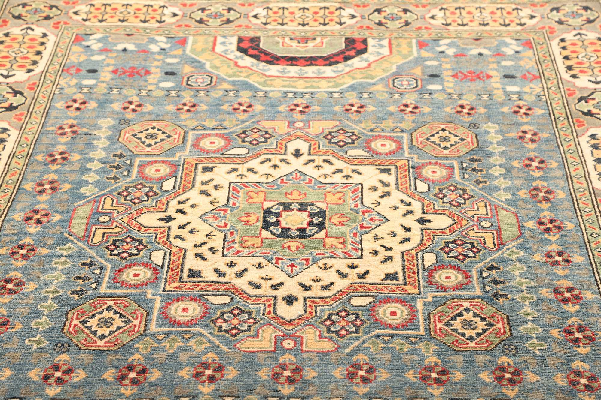 Kazak | 197 cm x 153 cm | Nr. 12-469901